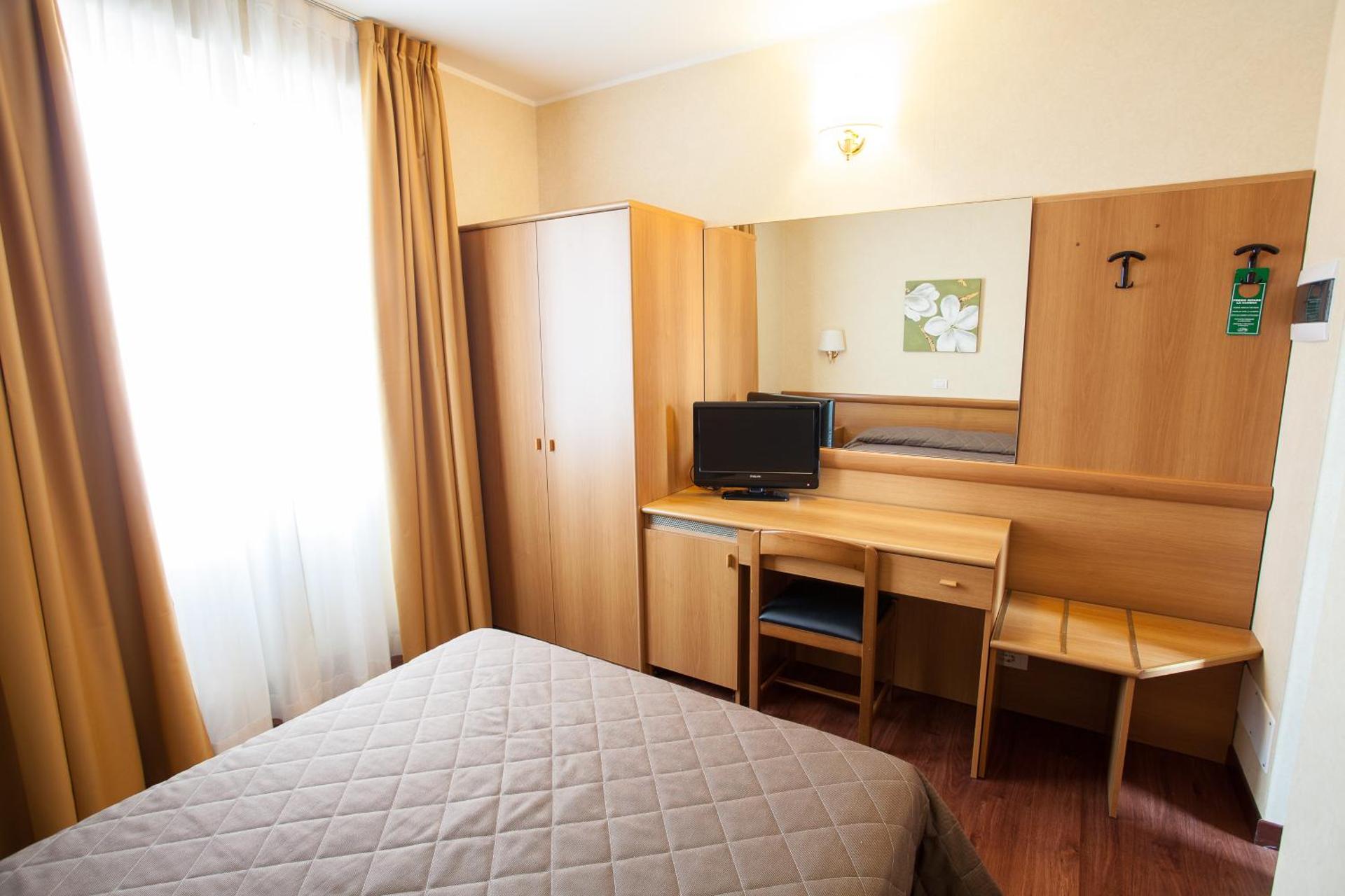 Hotel Esperia - Photo 29