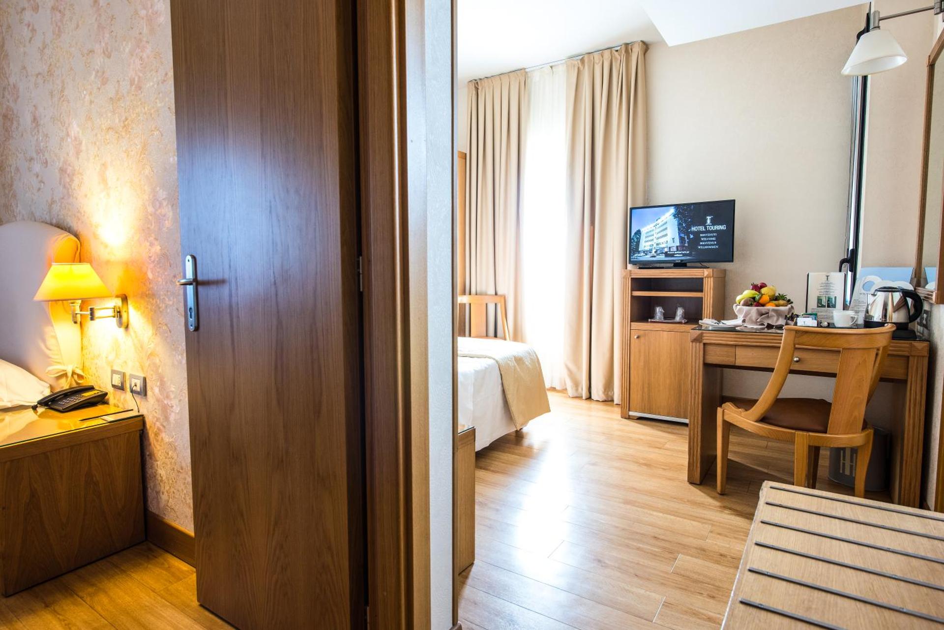 Hotel Touring - Photo 49