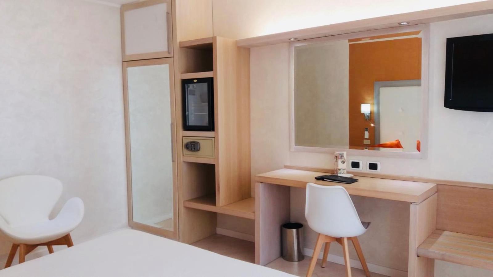 Hotel Europa - Photo 32