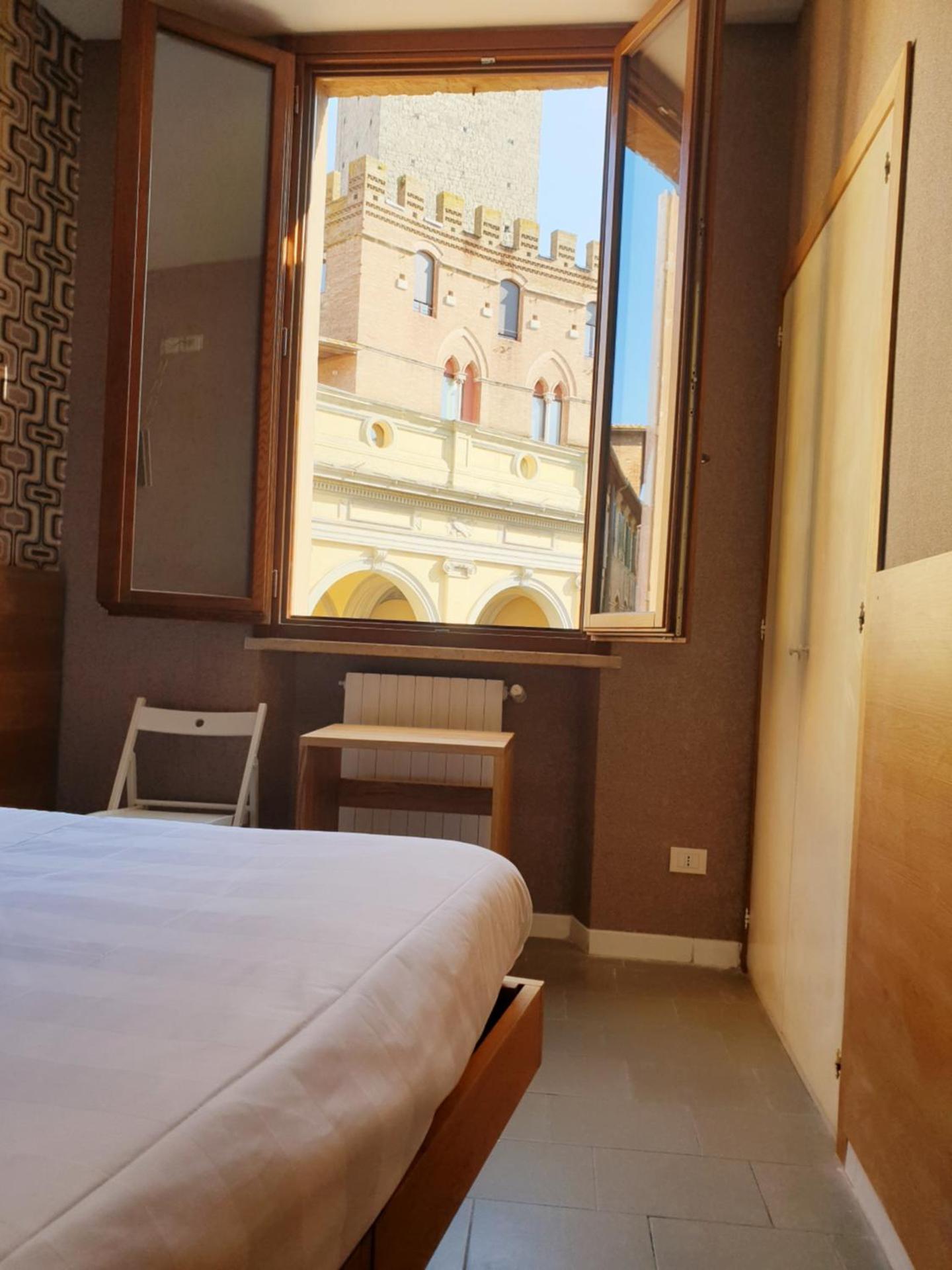 Hotel La Perla - Photo 10