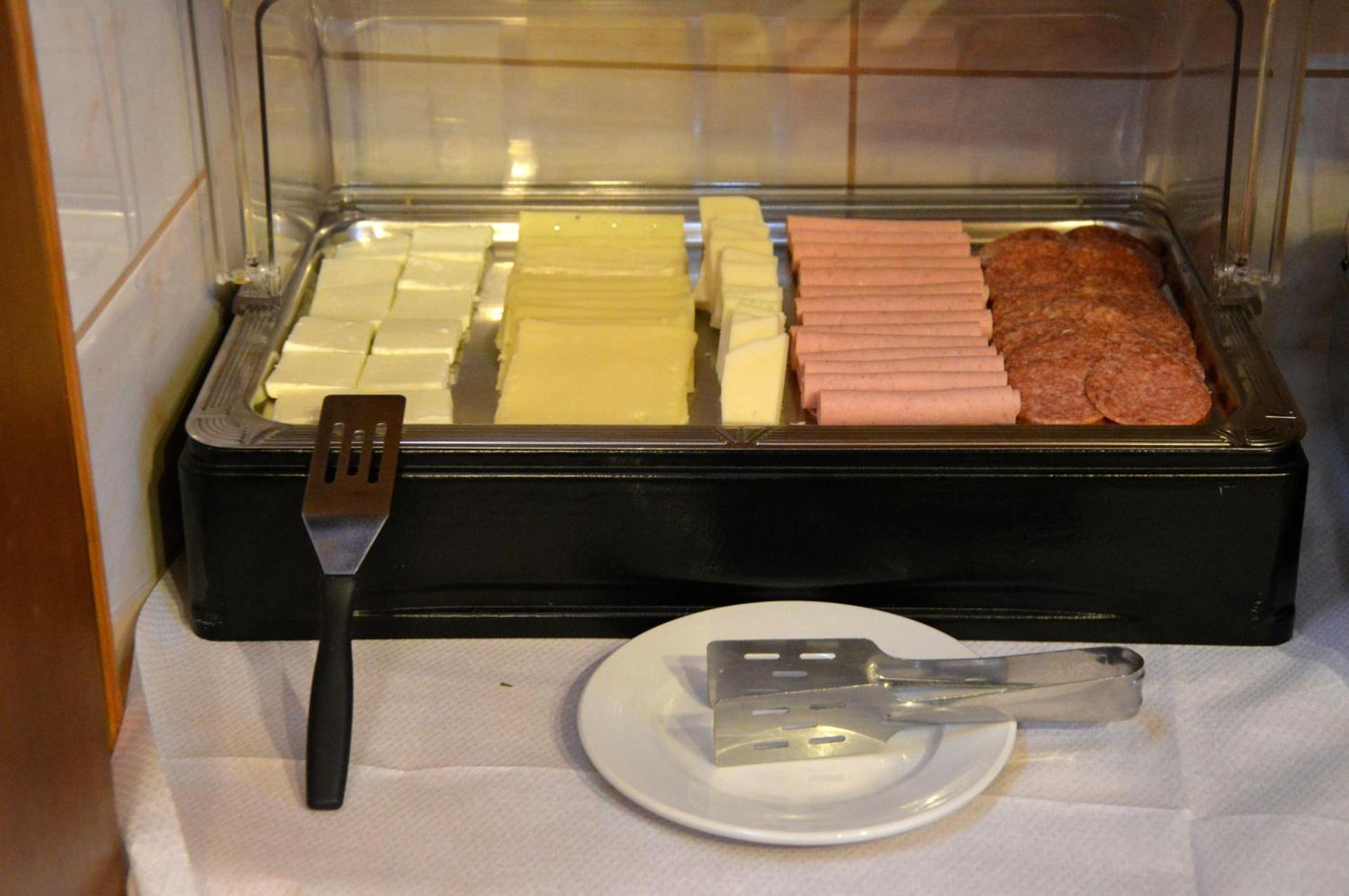 Hotel Adonis - Photo 44