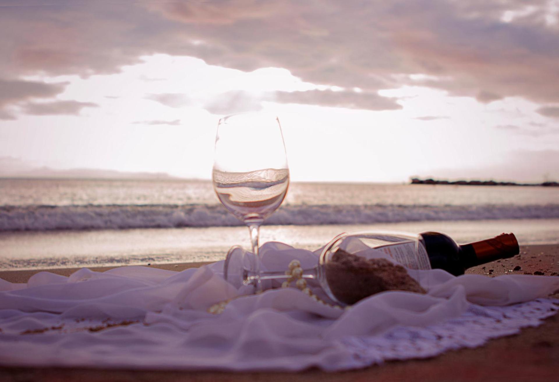 Galaxy Hotel - Photo 40