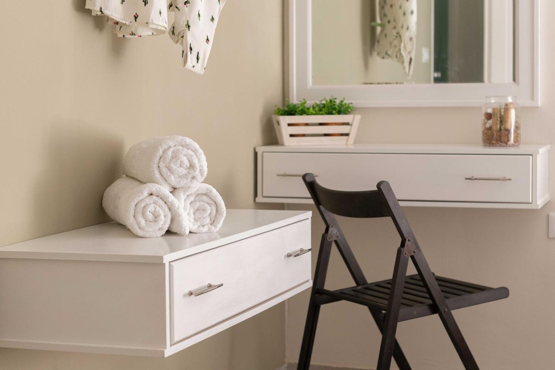 Maravelia's Rooms - Photo 18