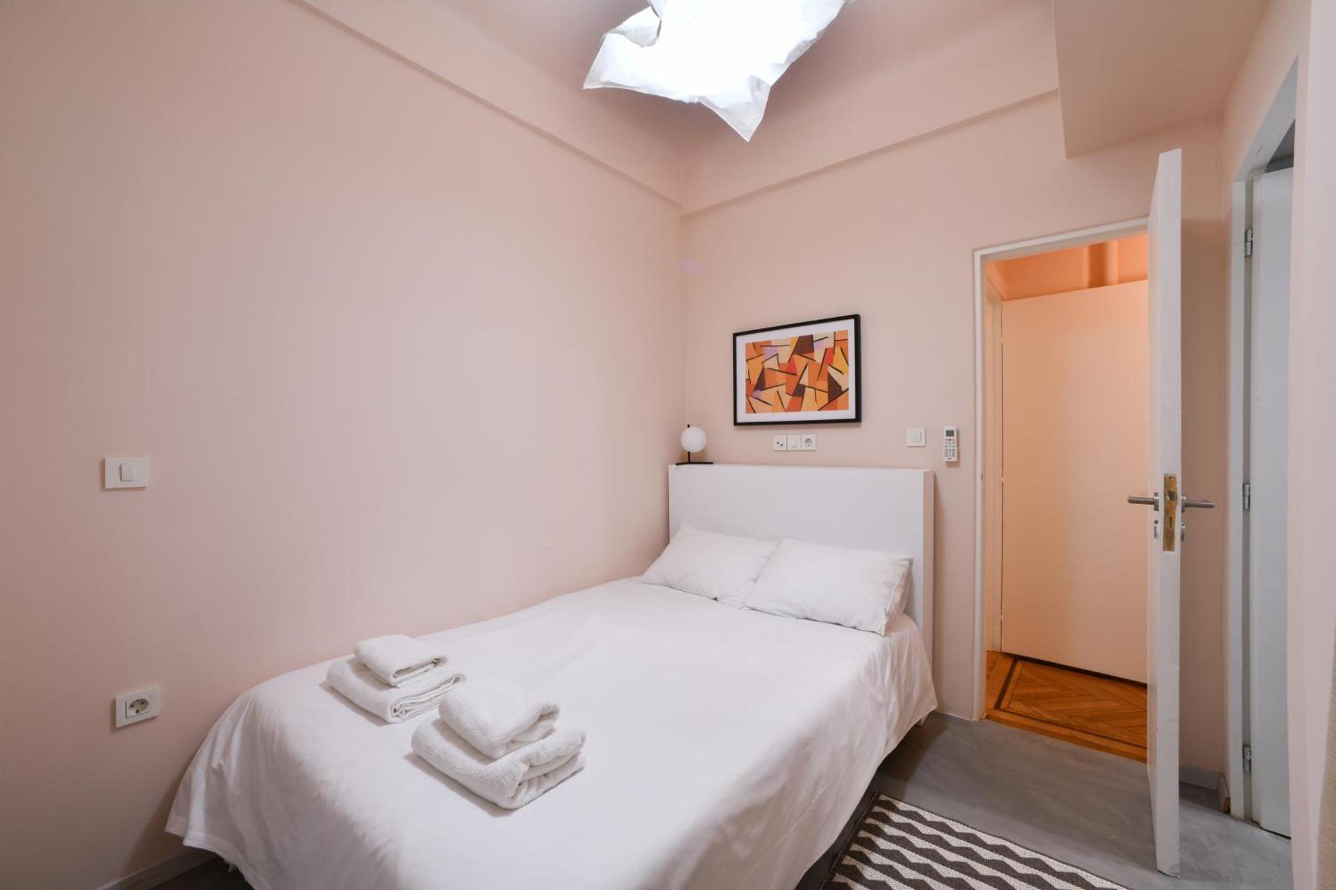 Kolonaki Boutique Apartments by Olala Homes - Photo 20