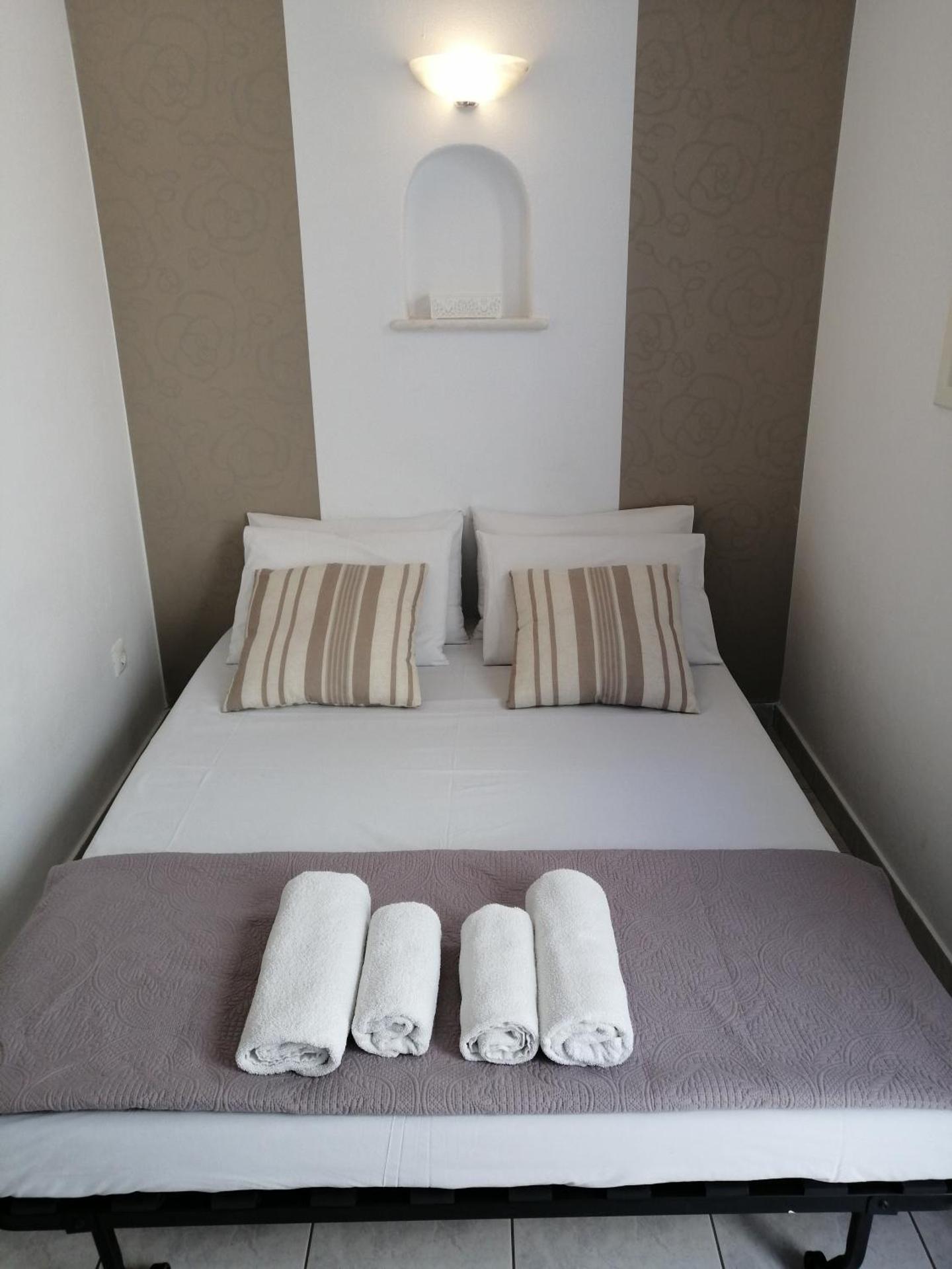 Joseph Studios - Photo 136