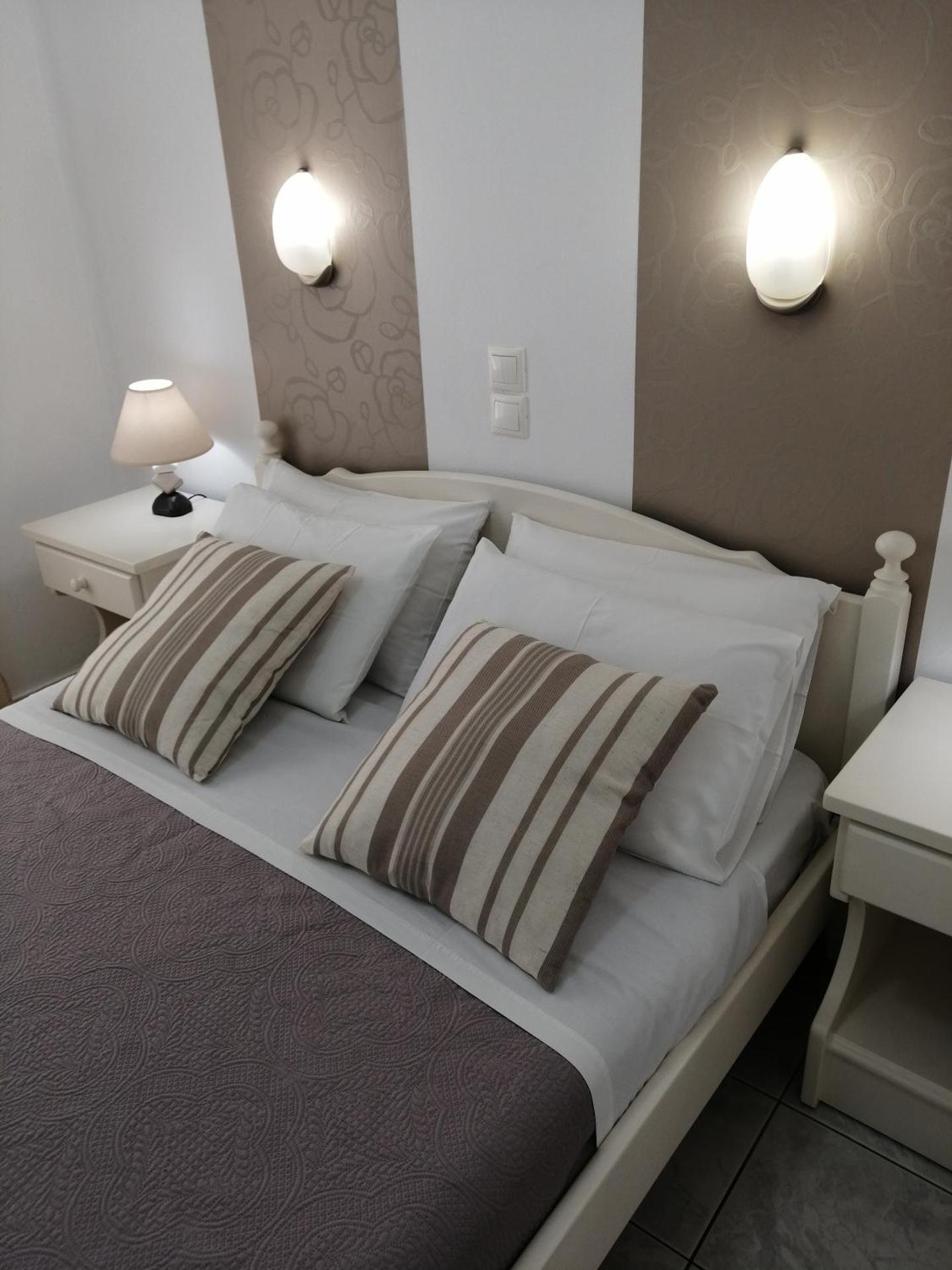 Joseph Studios - Photo 179