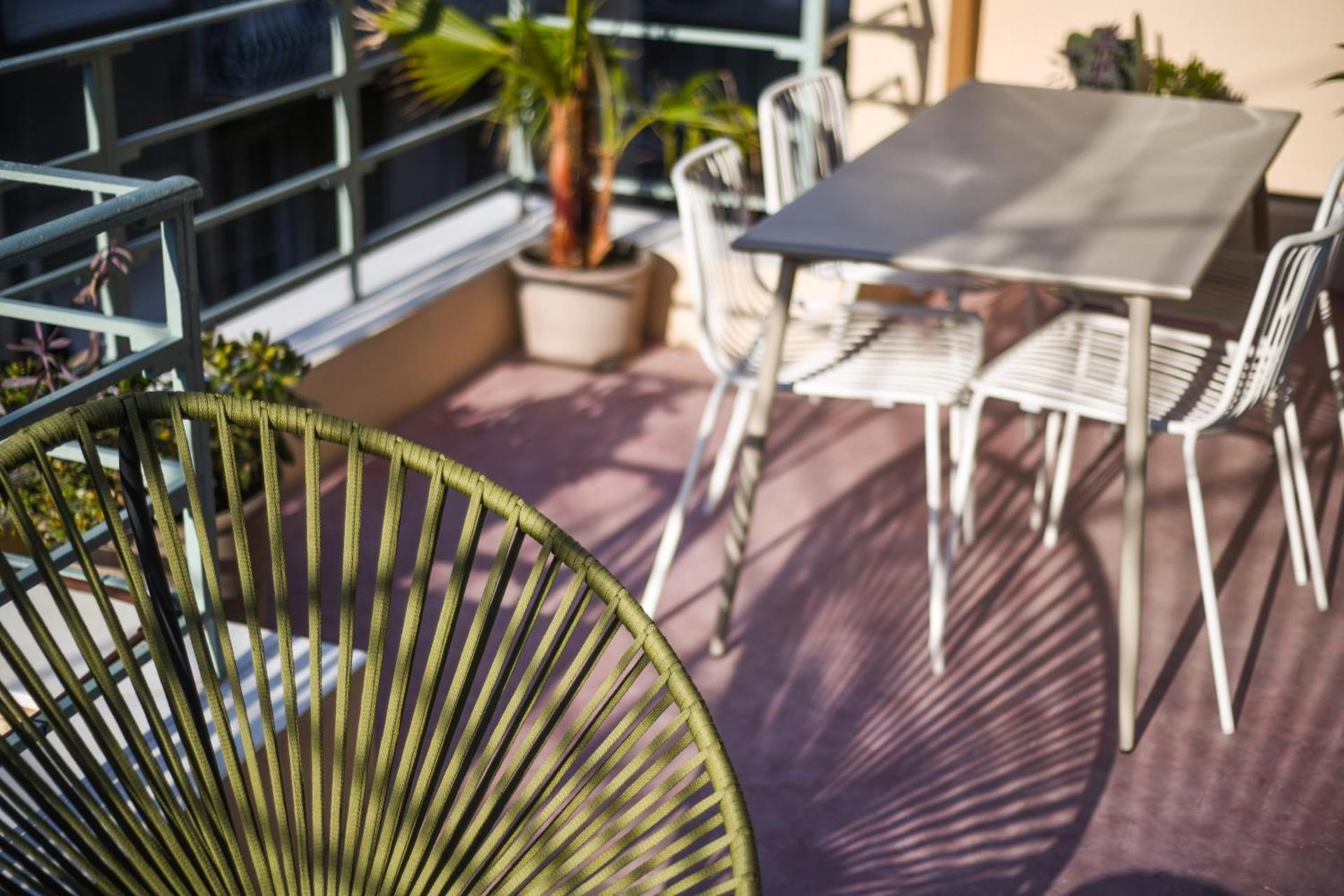 Kolonaki Boutique Apartments by Olala Homes - Photo 12