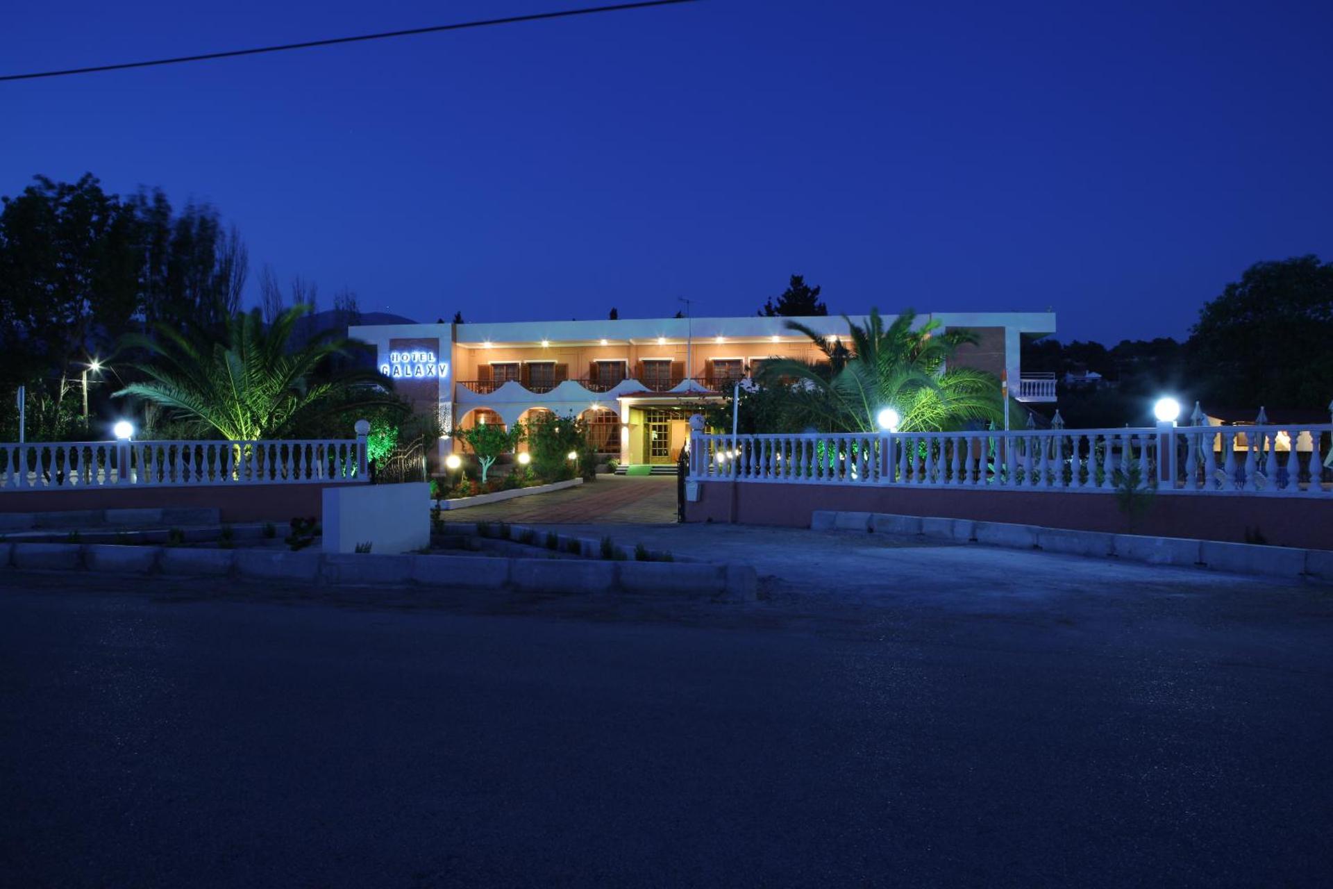 Galaxy Hotel - Photo 29