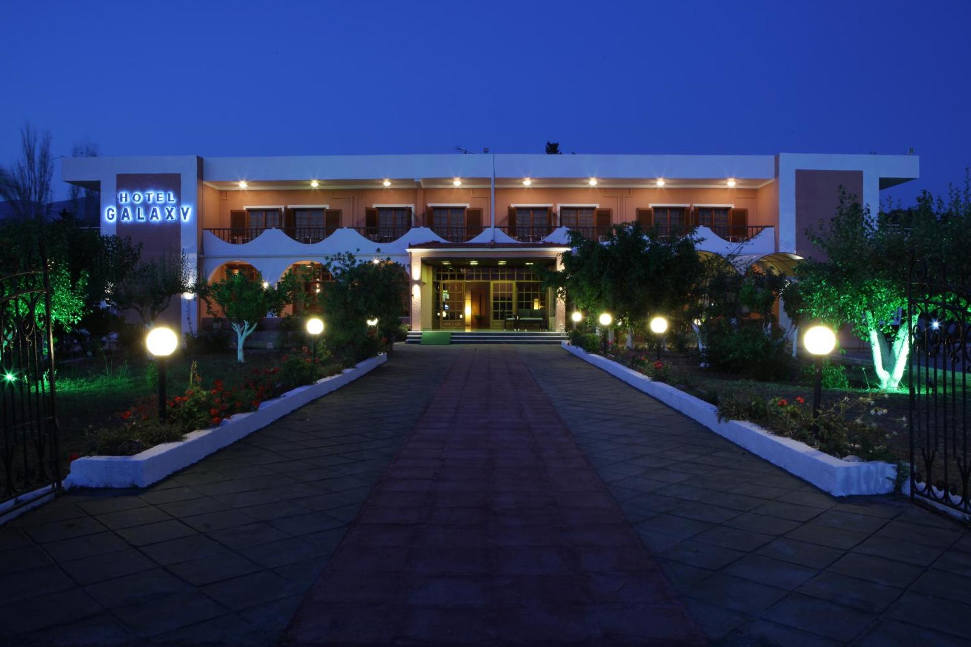 Galaxy Hotel - Photo 38