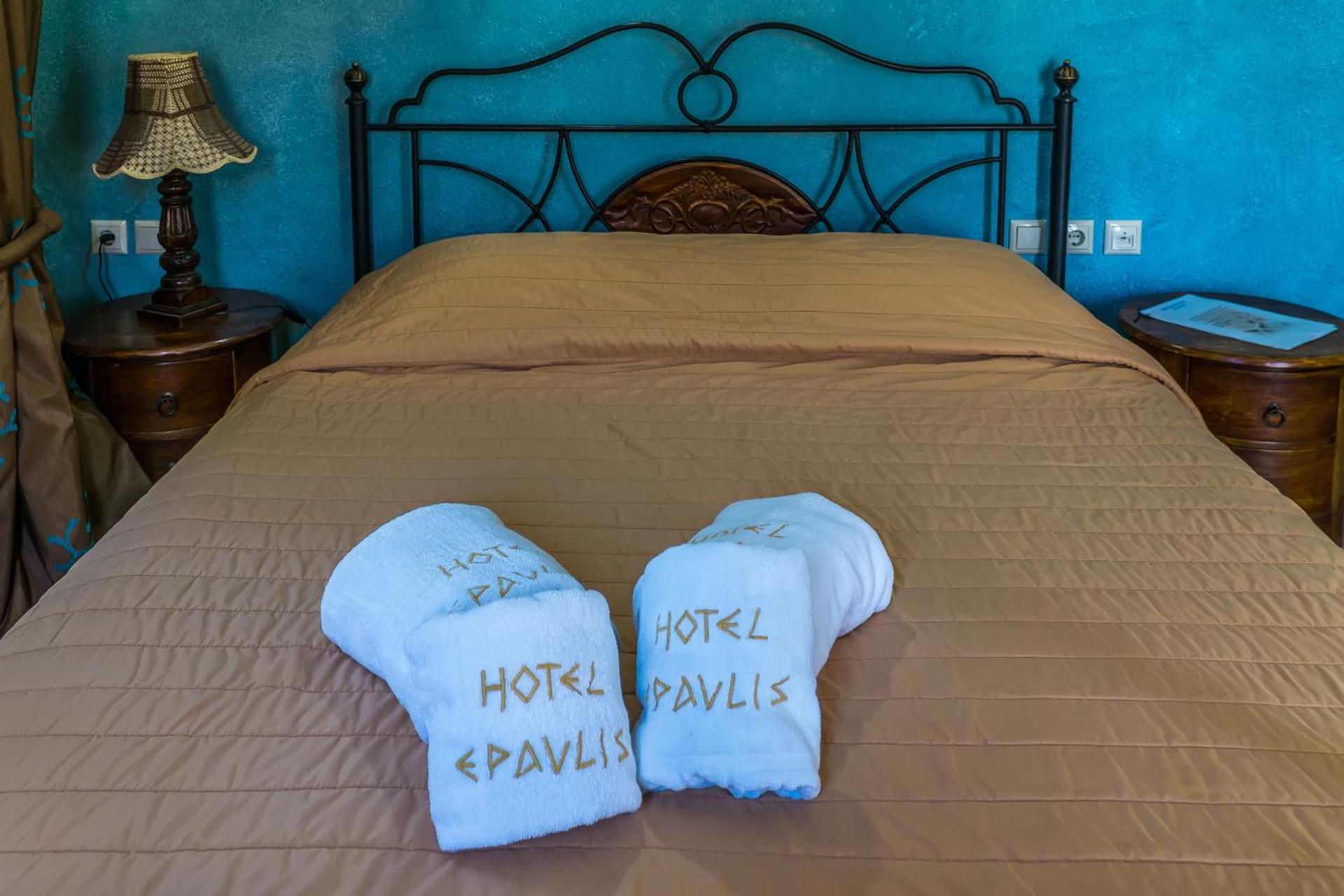 ''EPAVLIS boutique GALAXIDI'' - Photo 59