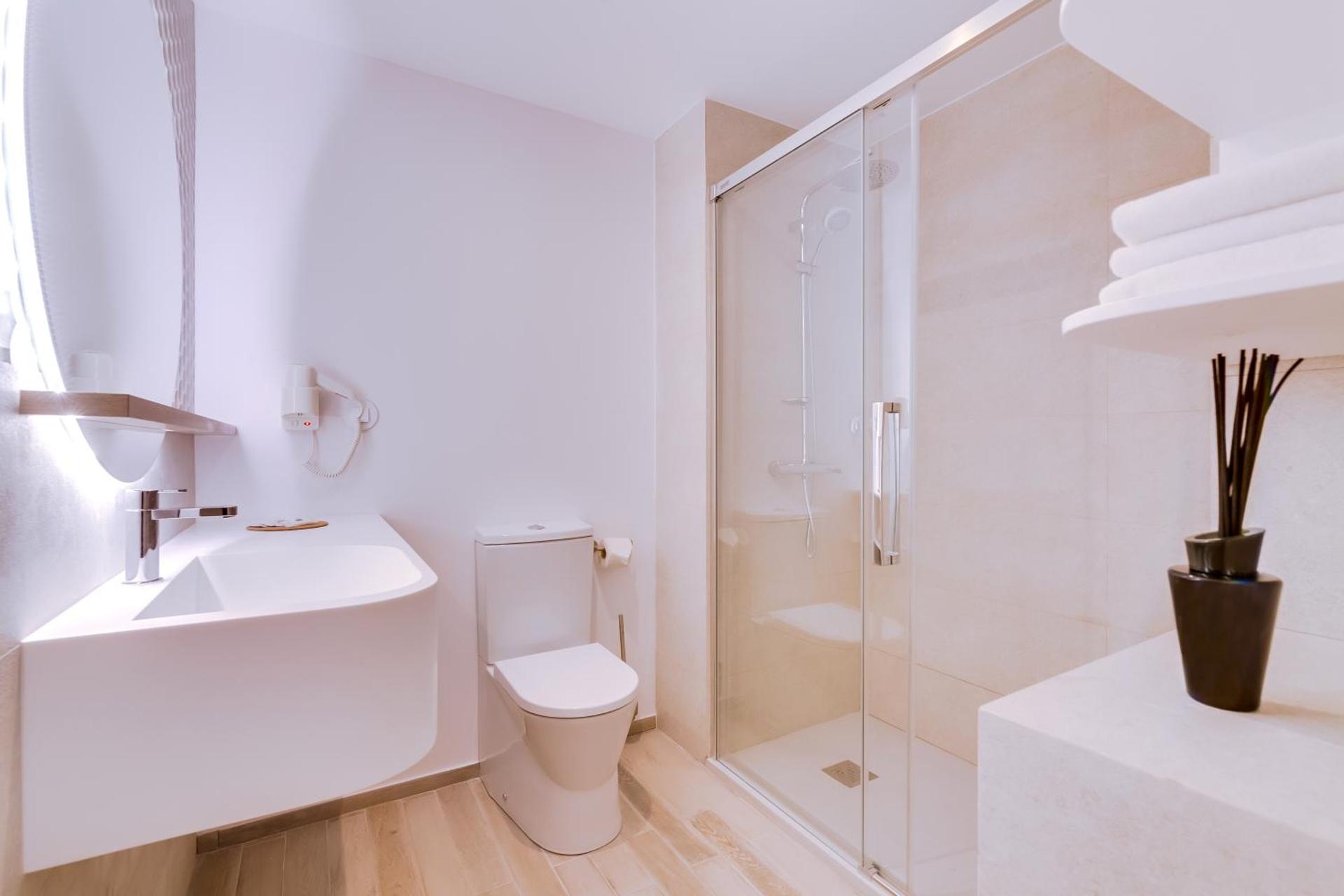 Hotel Sol e Mar Albufeira - Adults Only - Photo 27