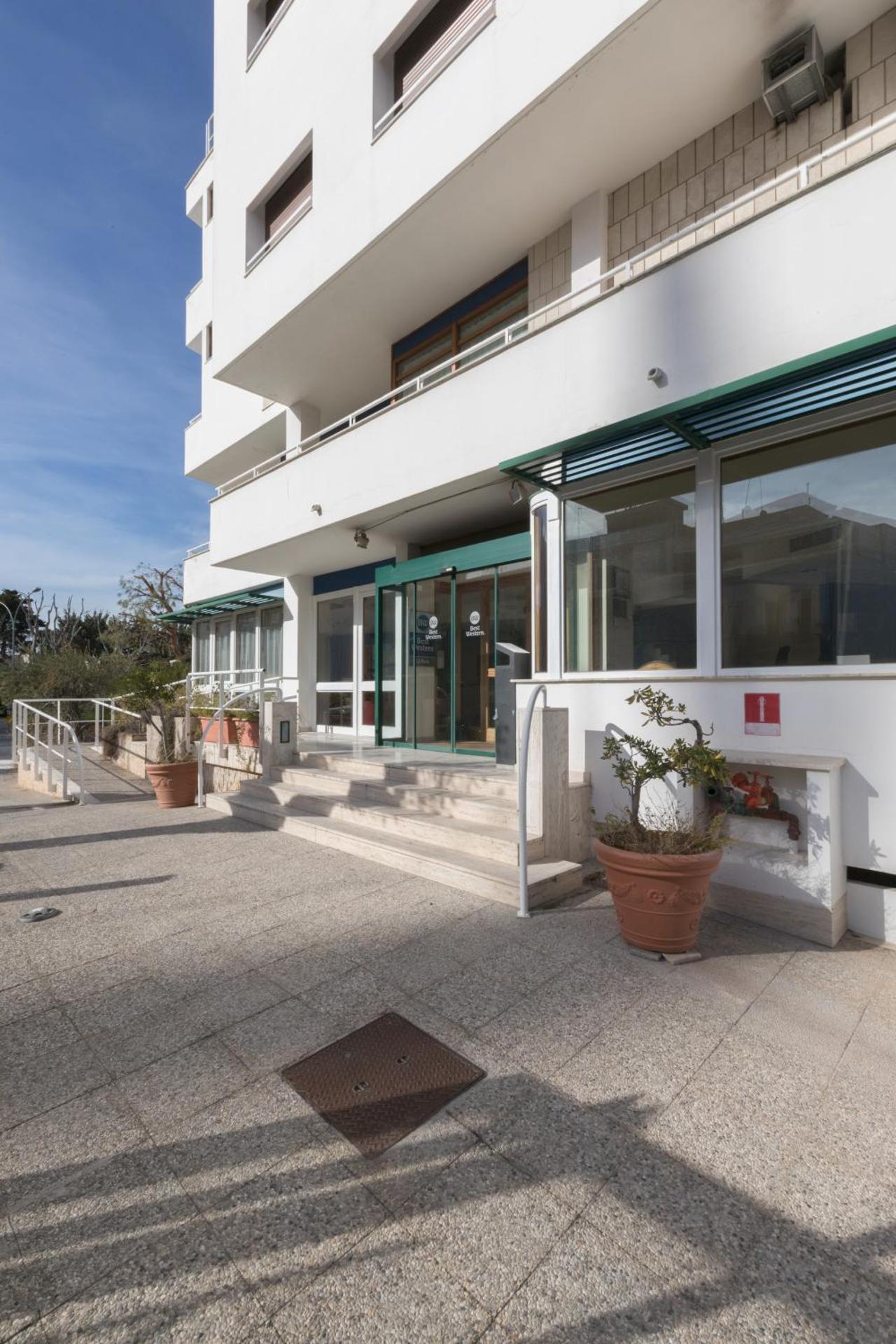 Hotel La Baia - Photo 39
