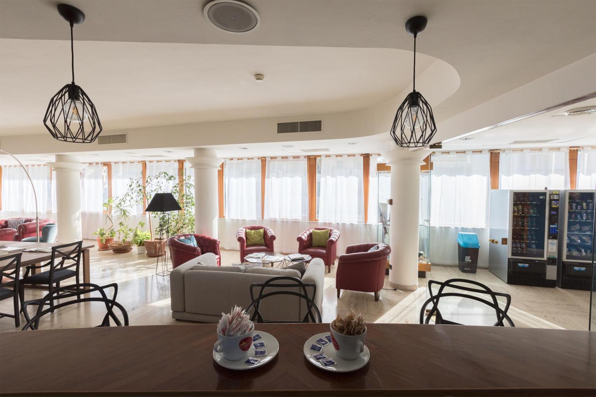 Hotel La Baia - Photo 29