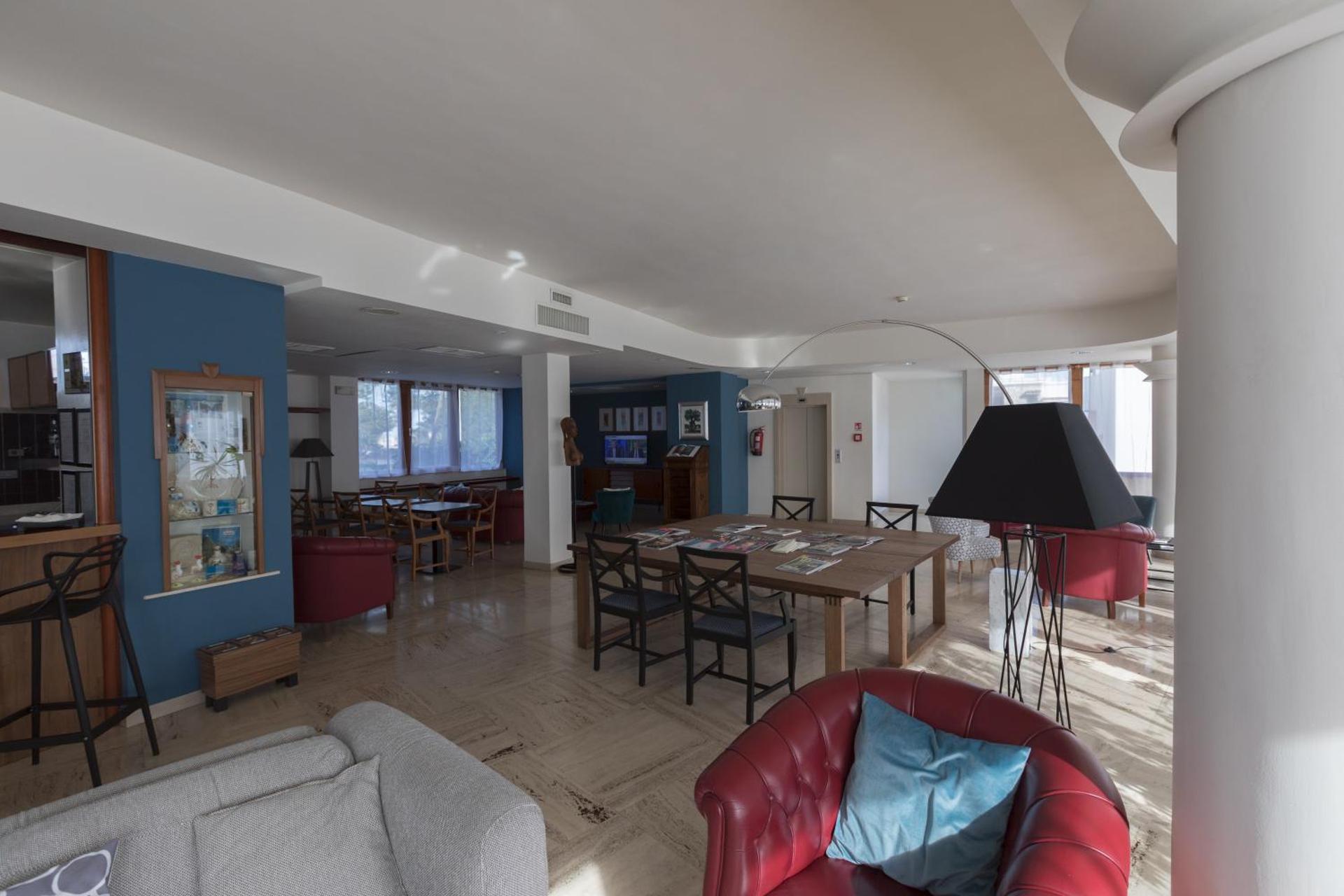 Hotel La Baia - Photo 35