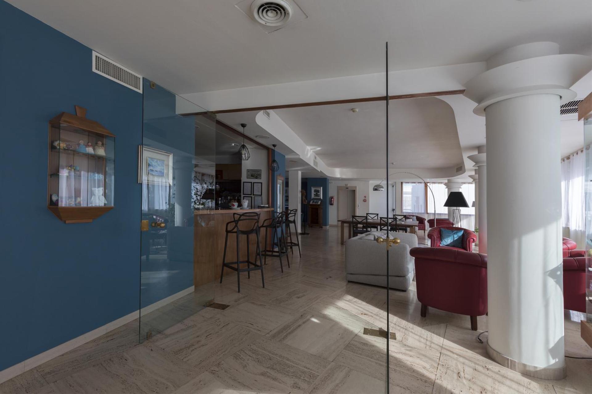 Hotel La Baia - Photo 53