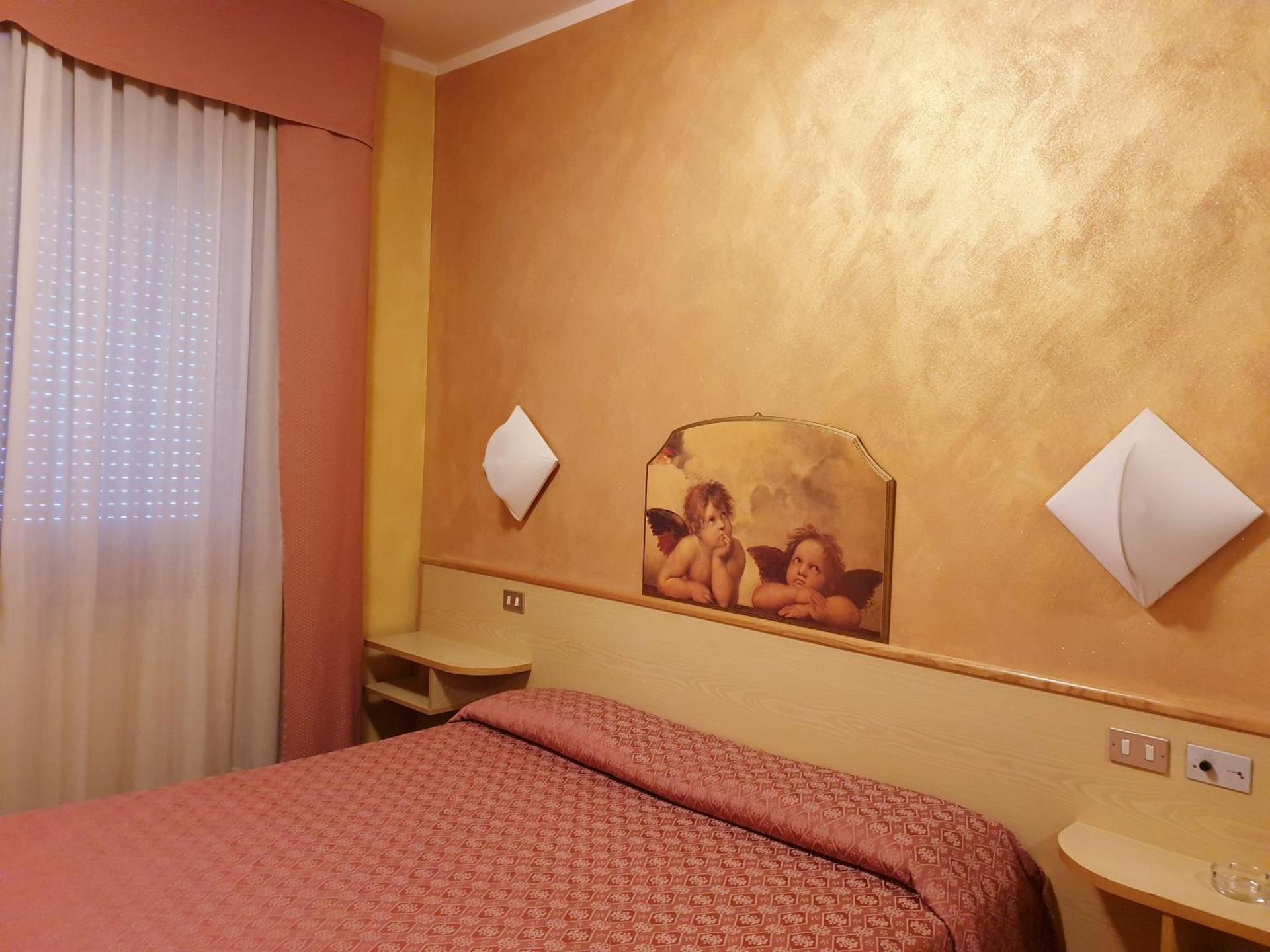 HOTEL PARADISO - Photo 12