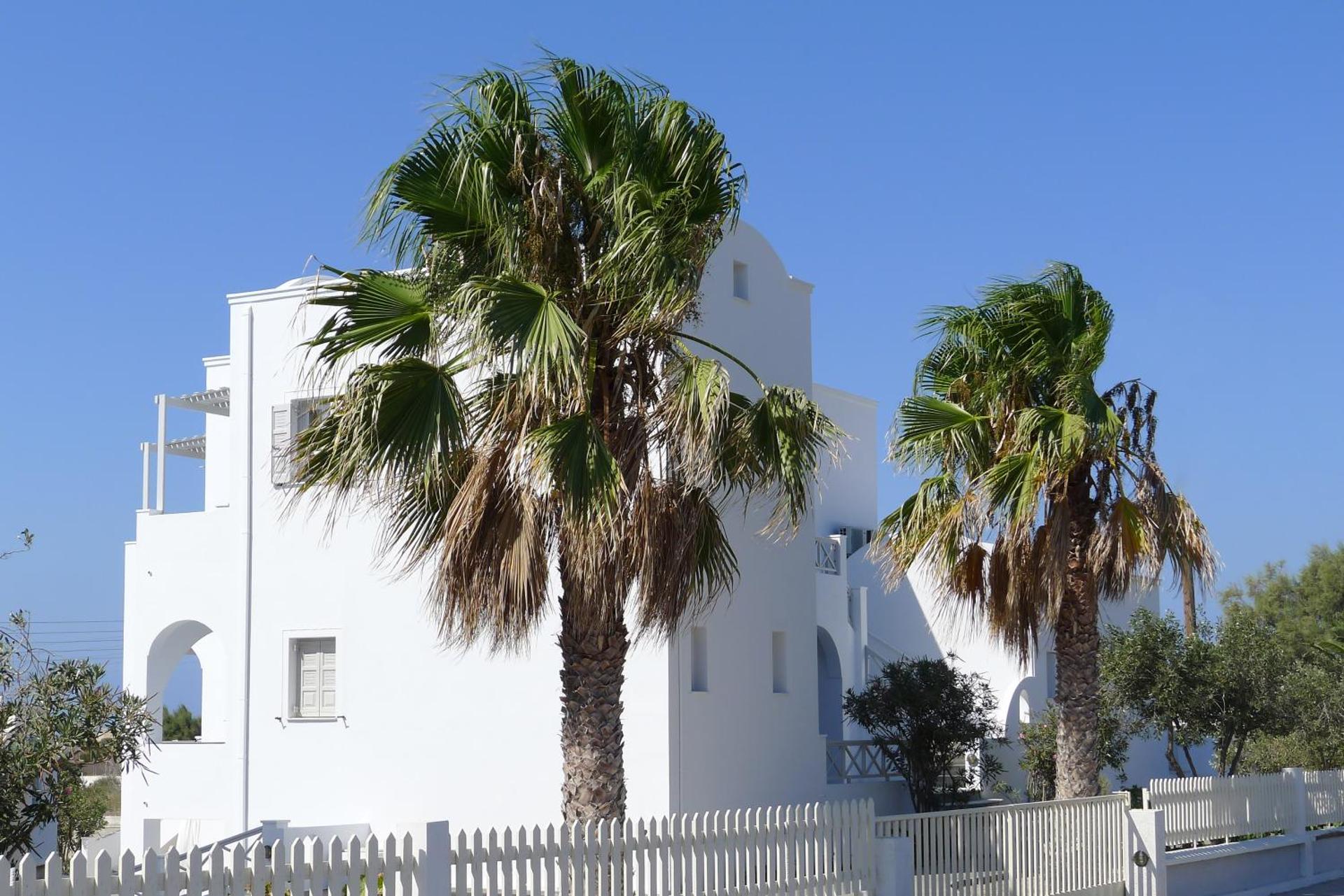 Nostos Studios - Photo 15