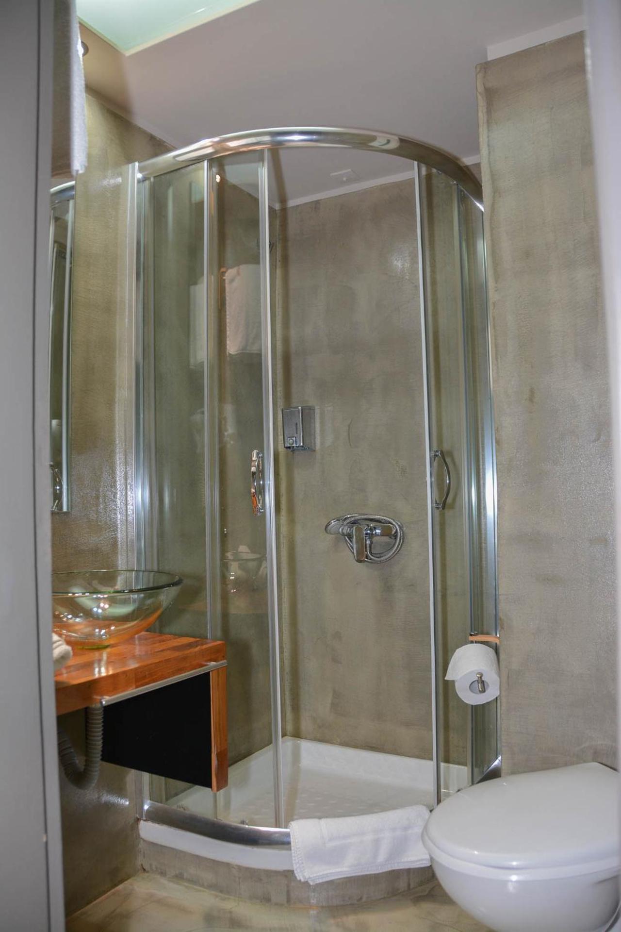 Scorpios Sea Side Hotel - Photo 90