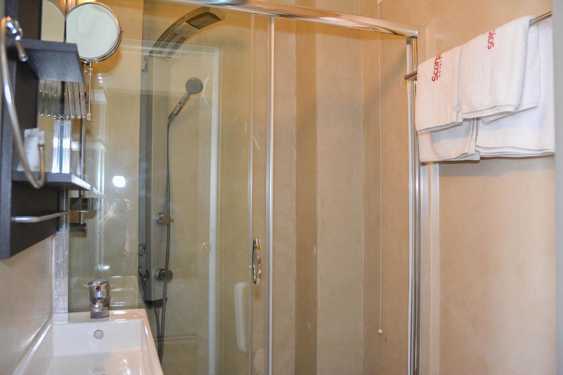 Scorpios Sea Side Hotel - Photo 13