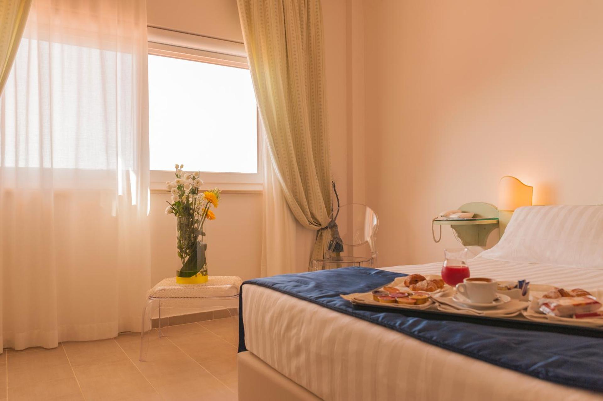 Summit Hotel - Photo 51