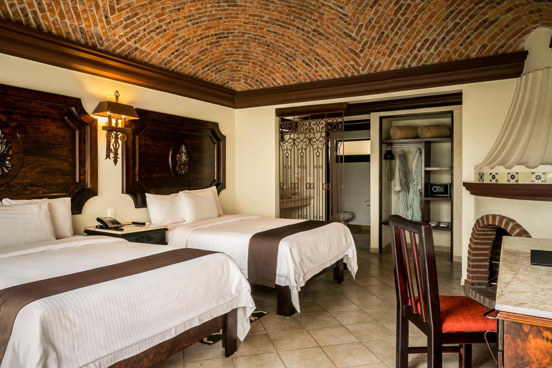 Imperio De Angeles - Photo 34