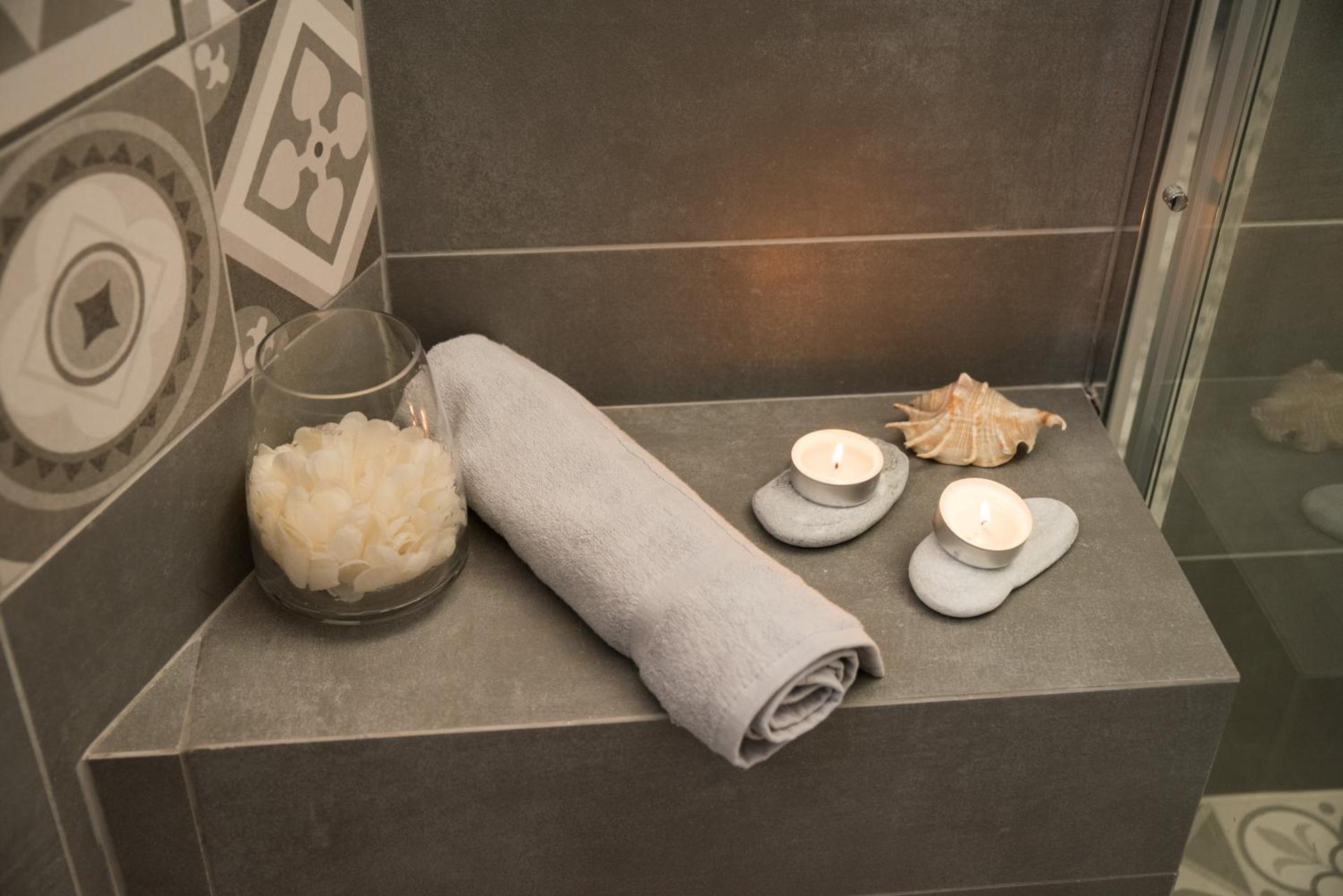 AT.thea ATHENS BOUTIQUE APARTMENTS - Photo 13