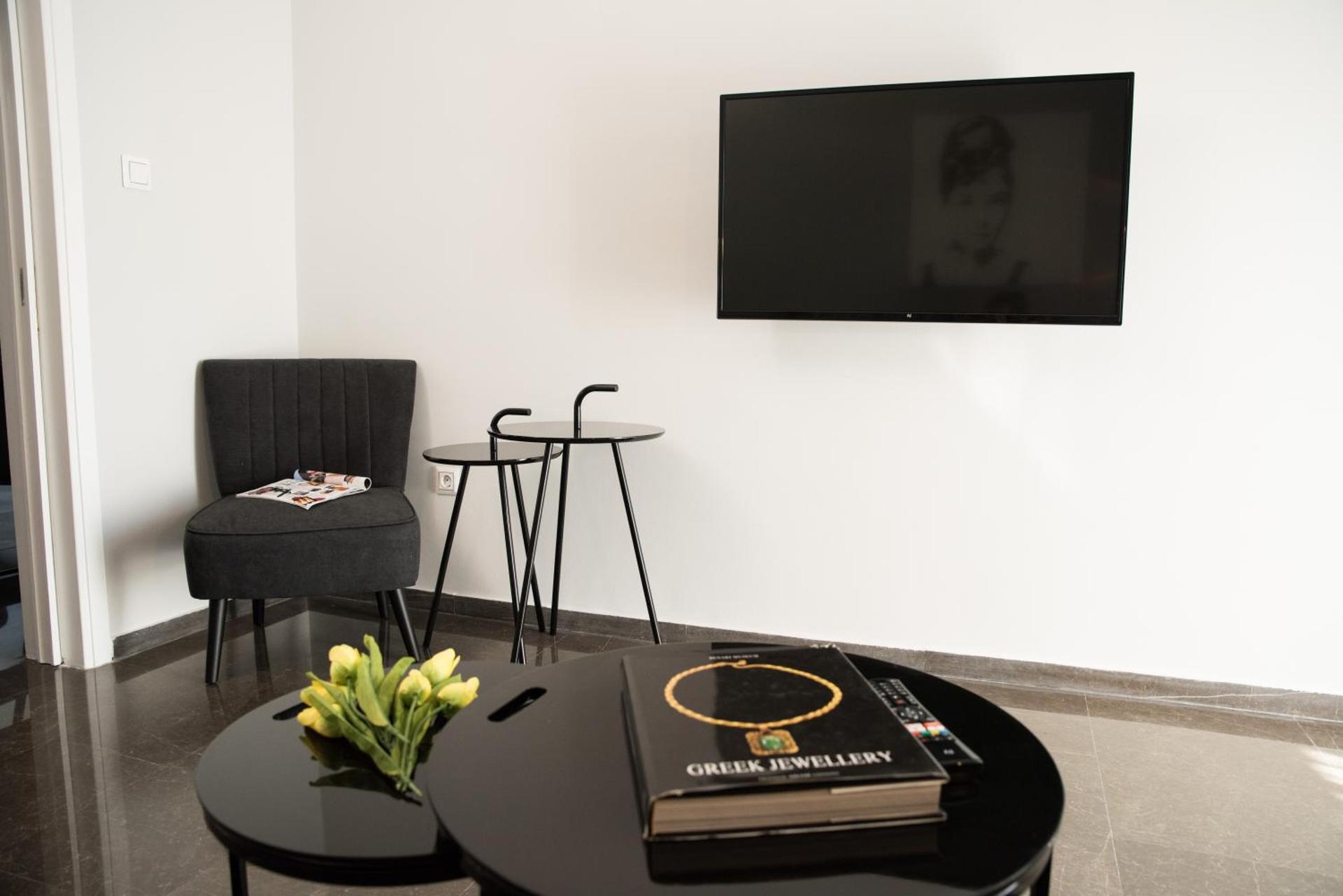 AT.thea ATHENS BOUTIQUE APARTMENTS - Photo 16