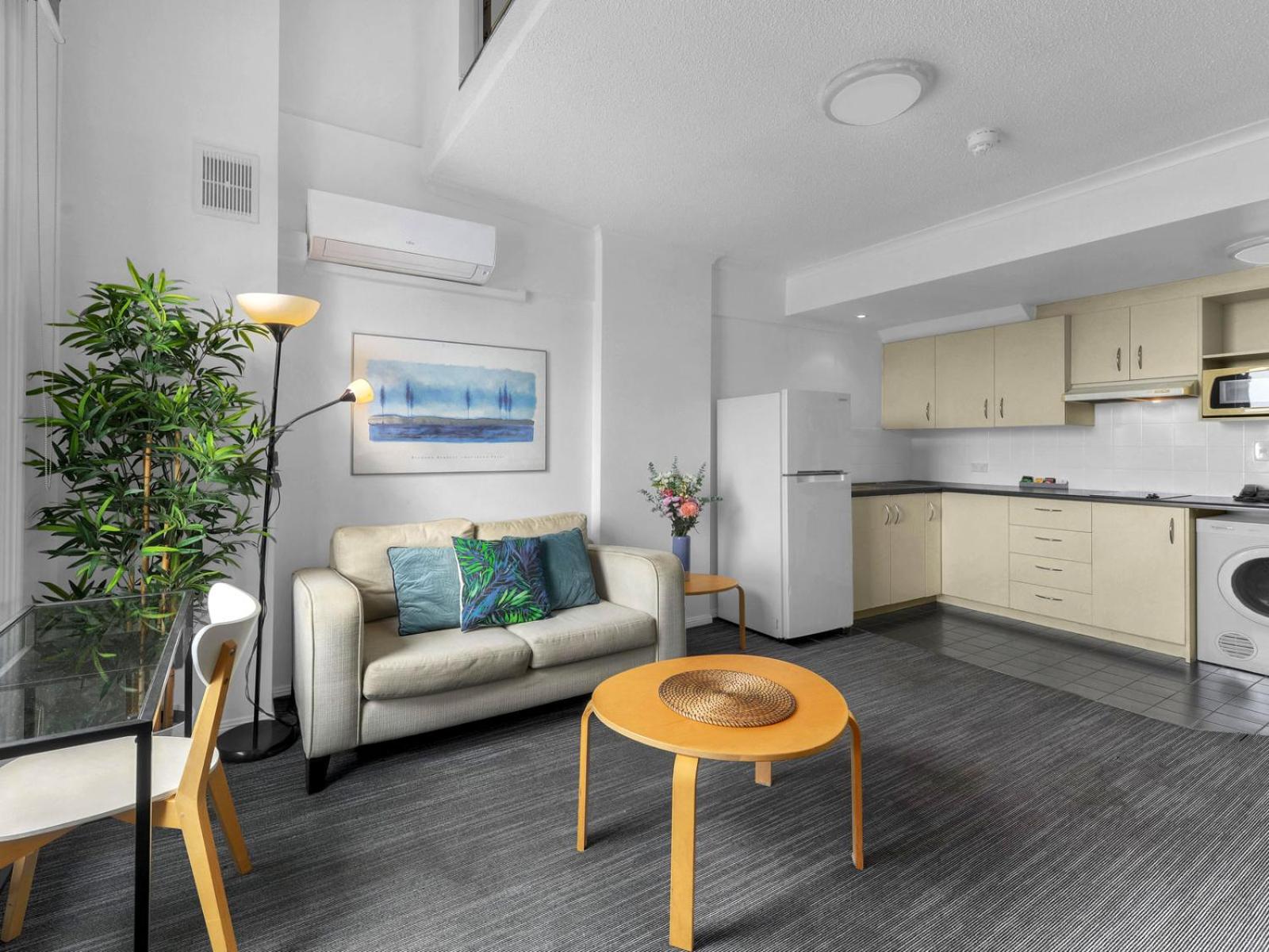 Central Brunswick Apartment Hotel - Photo 29