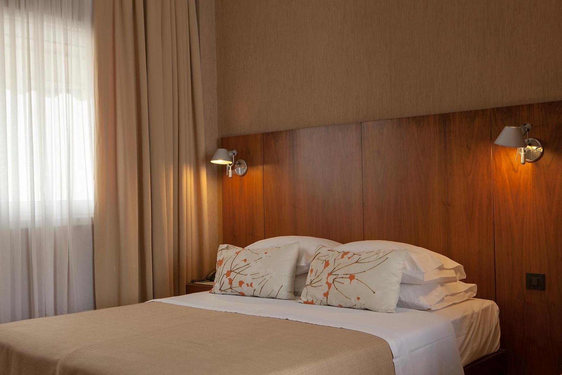 Philippos Hotel - Photo 9