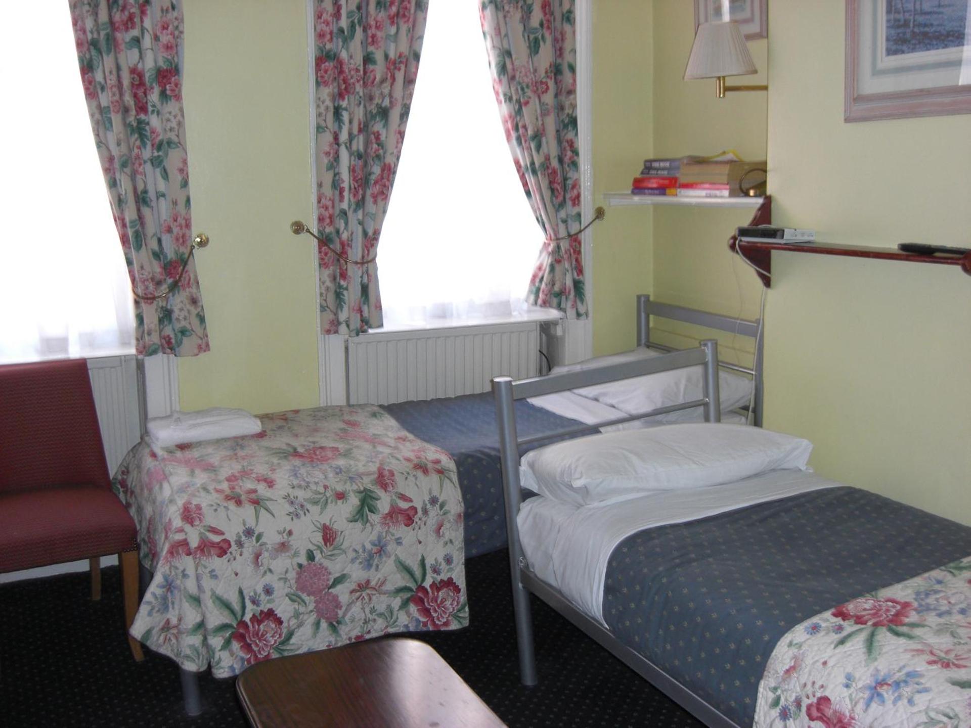 Albany Hotel - Photo 40