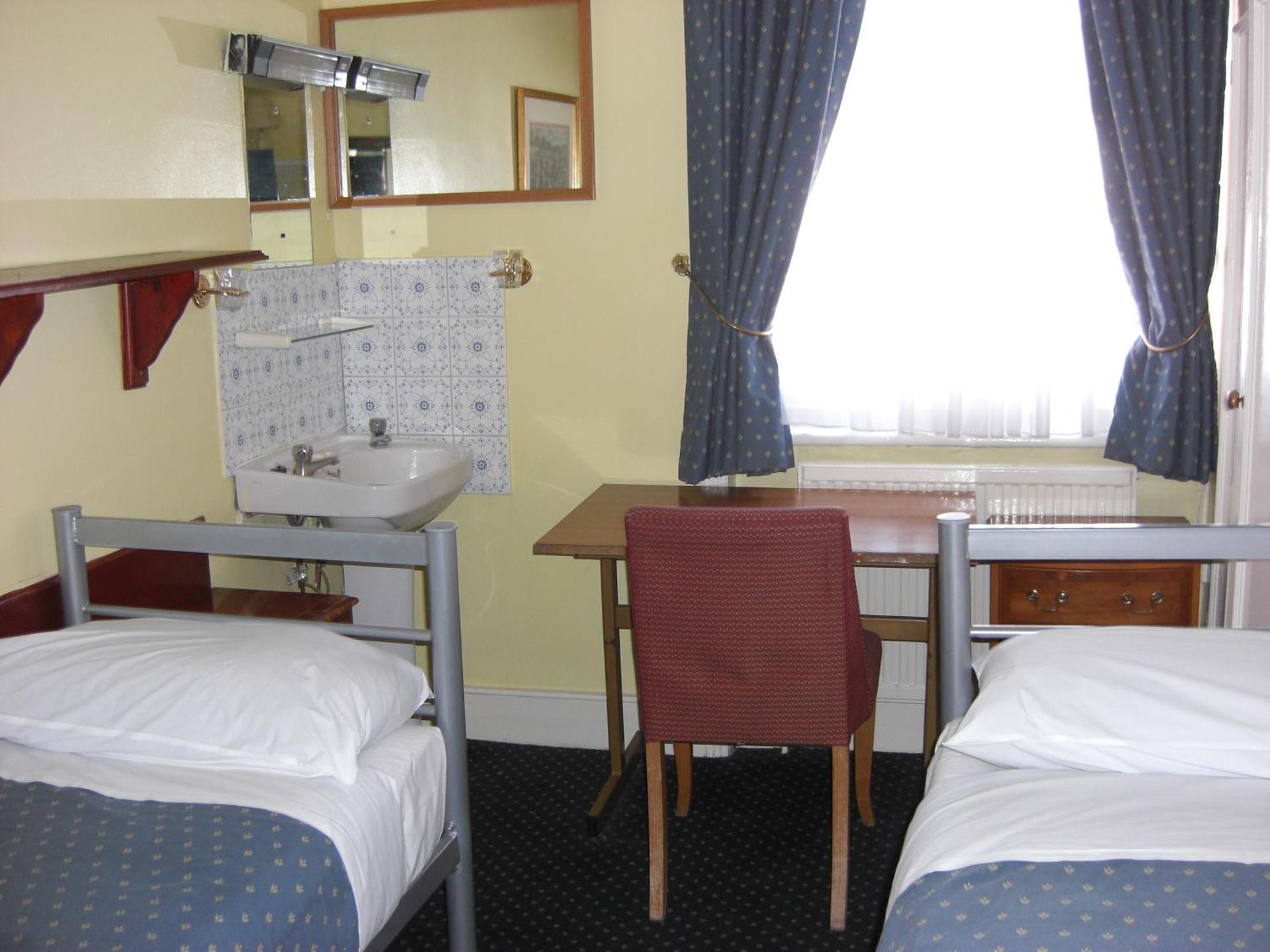 Albany Hotel - Photo 36