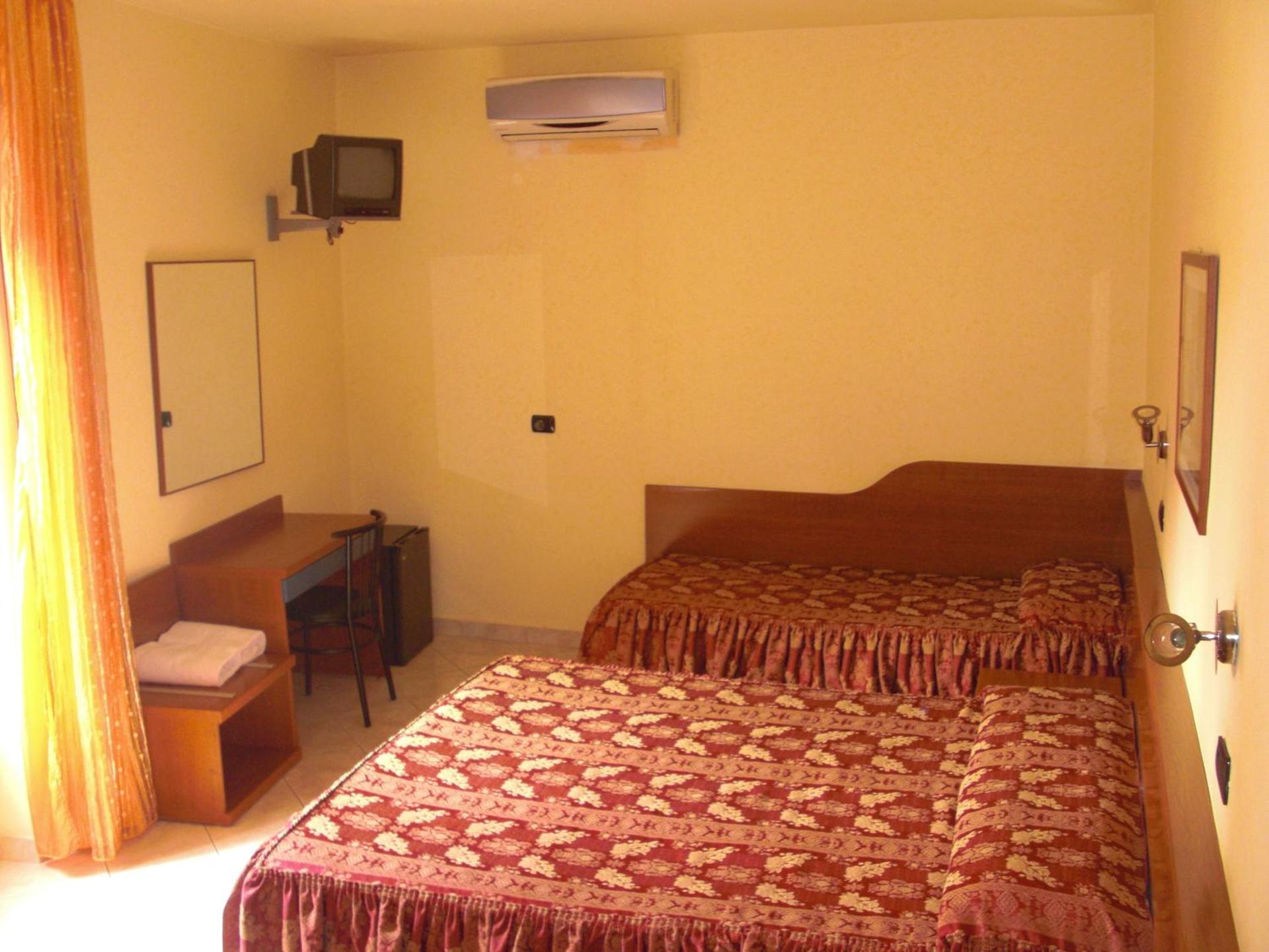 Hotel Legnano - Photo 60
