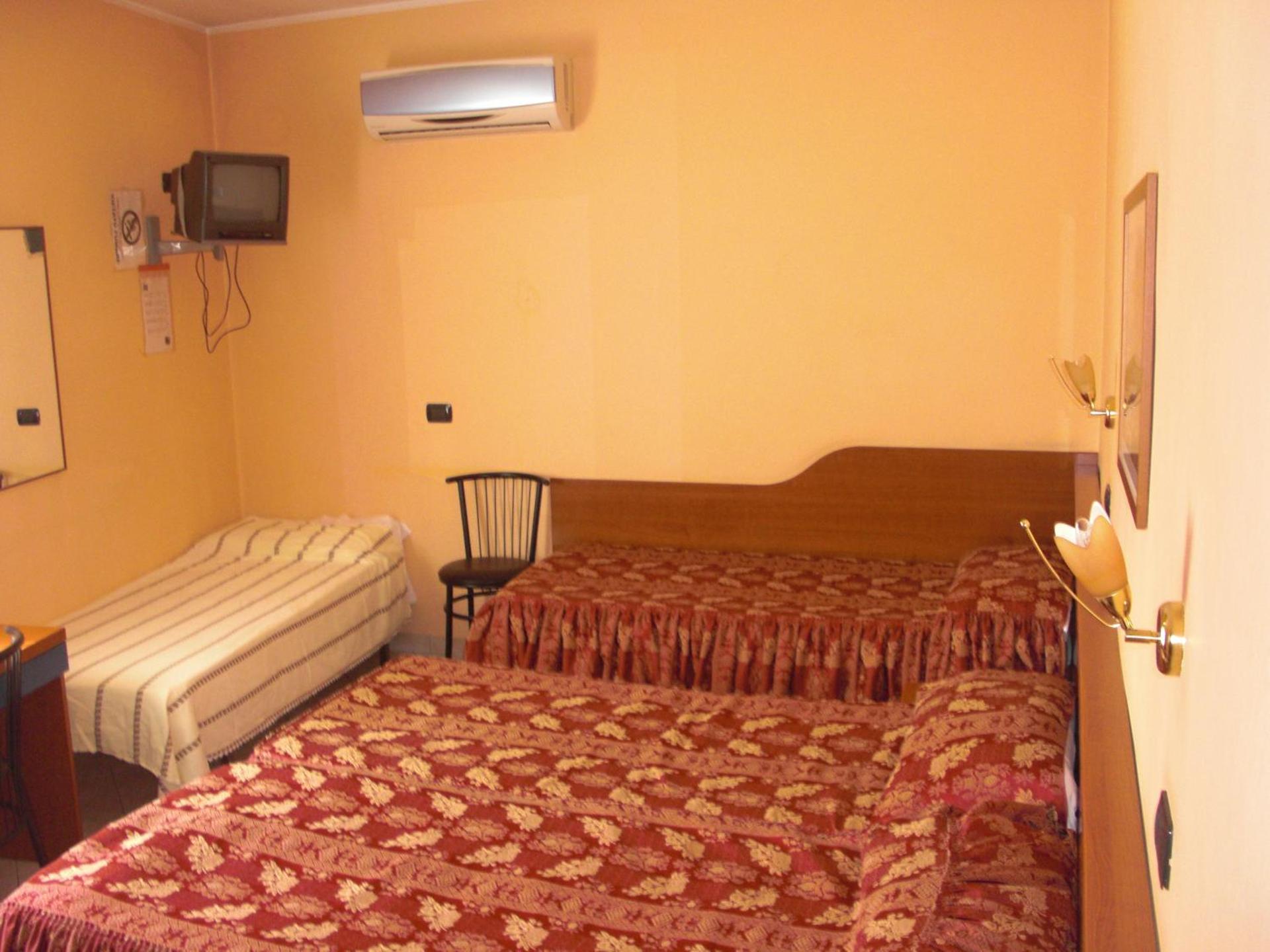 Hotel Legnano - Photo 24