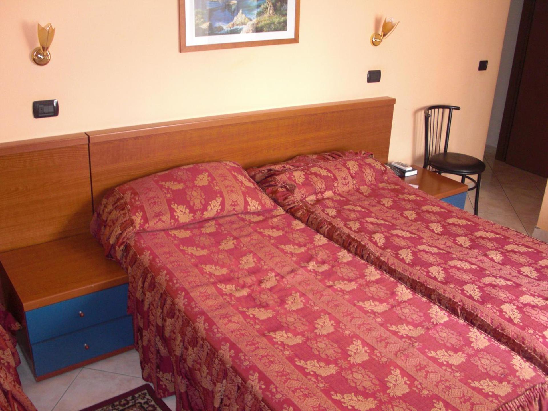 Hotel Legnano - Photo 81