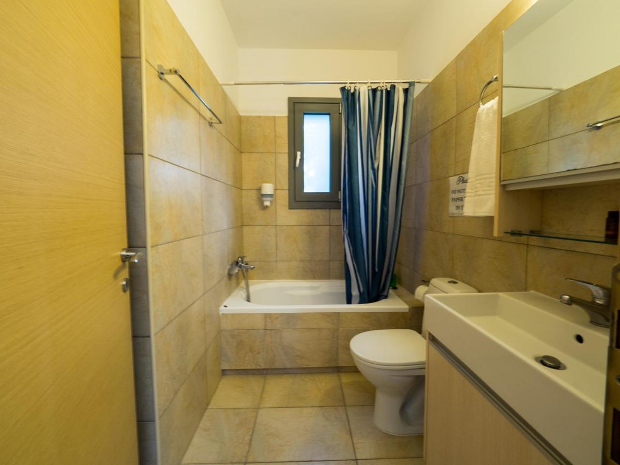 Almyra Hotel - Photo 40