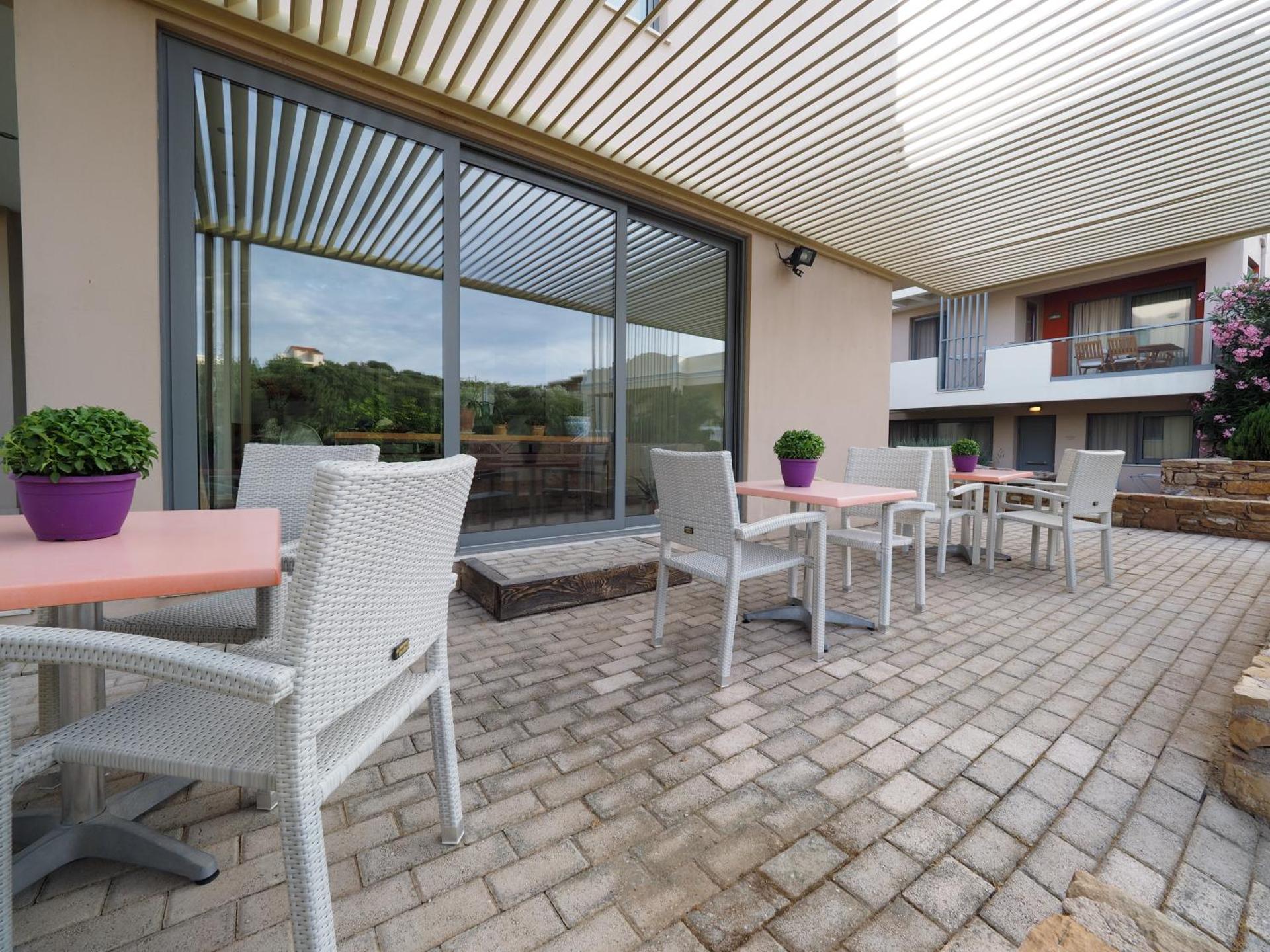 Almyra Hotel - Photo 19