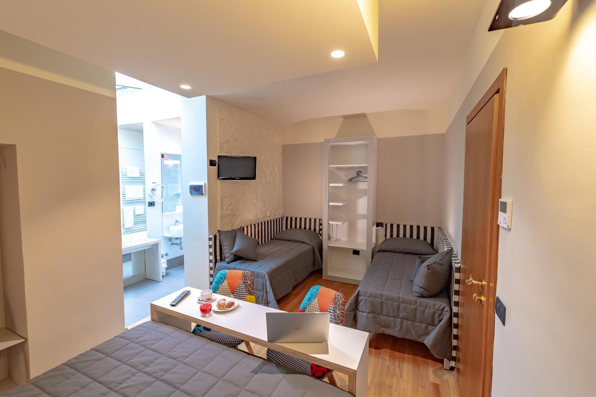 Hotel Moderno - Photo 81