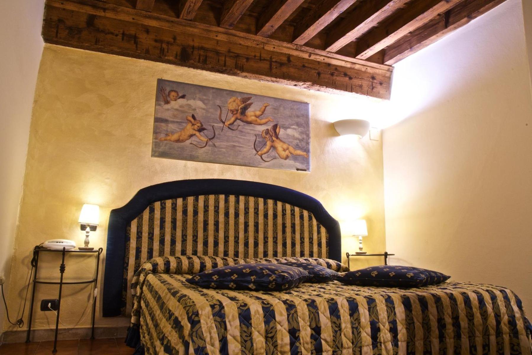 Hotel La Luna - Photo 43