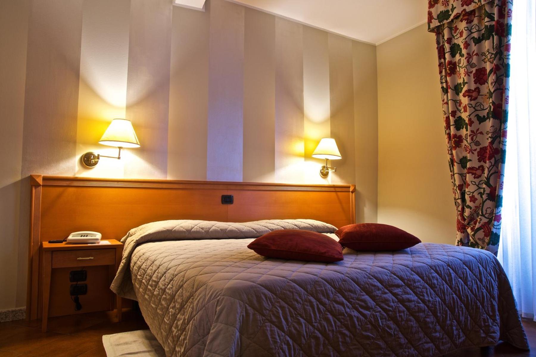 Hotel La Luna - Photo 46