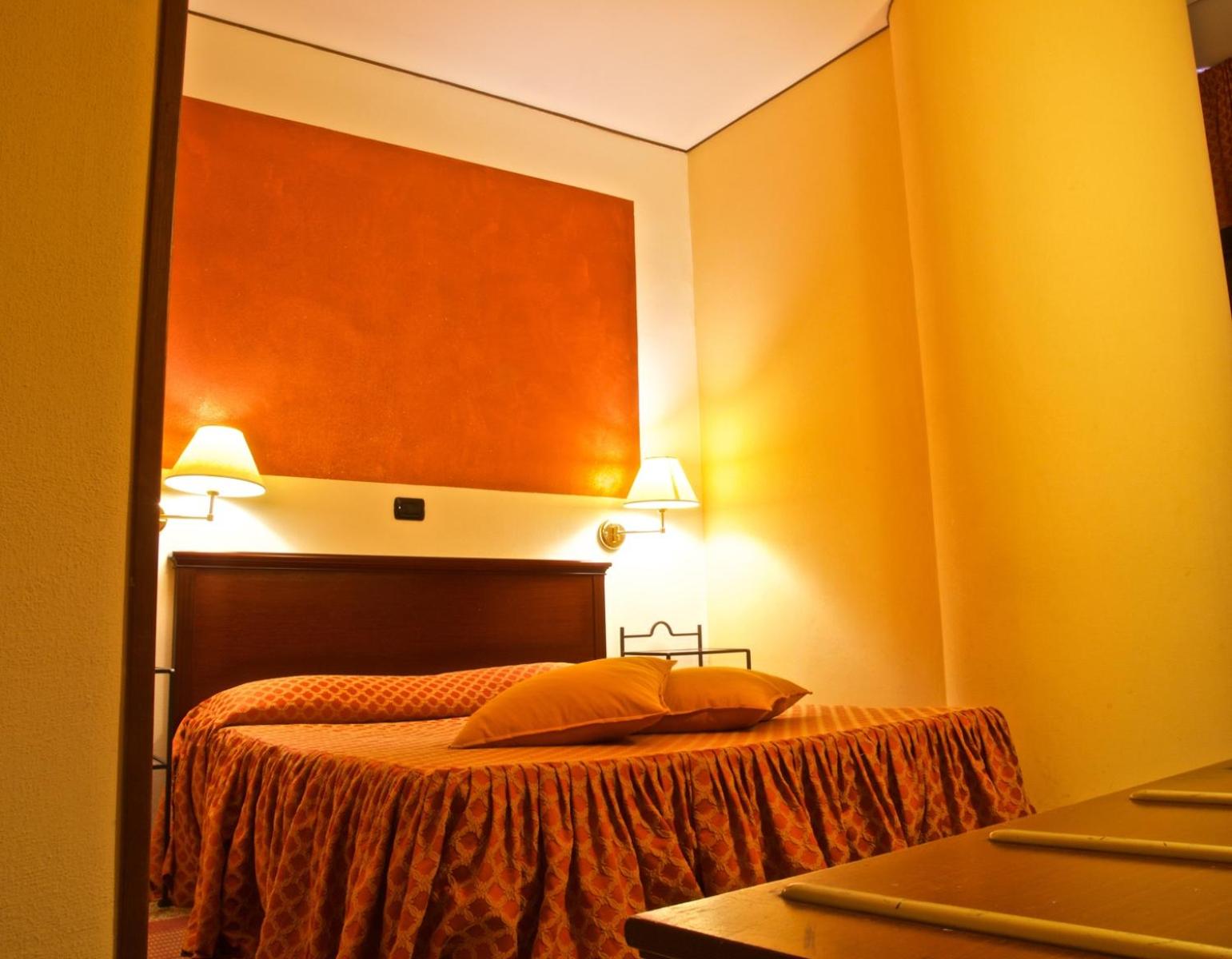 Hotel La Luna - Photo 156