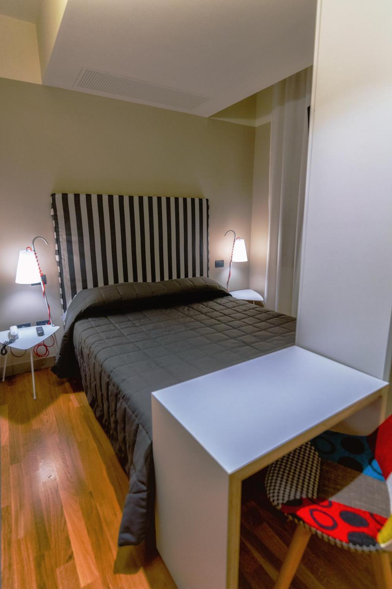 Hotel Moderno - Photo 17