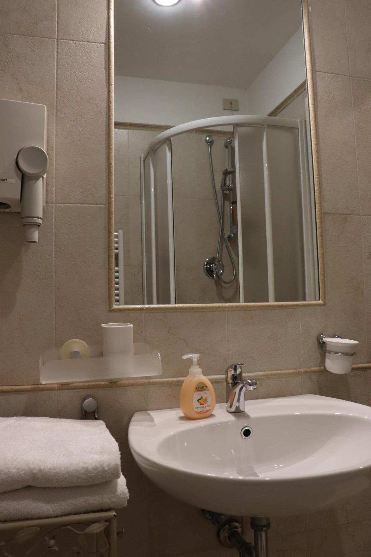The Center Of Rome B&B - Photo 13