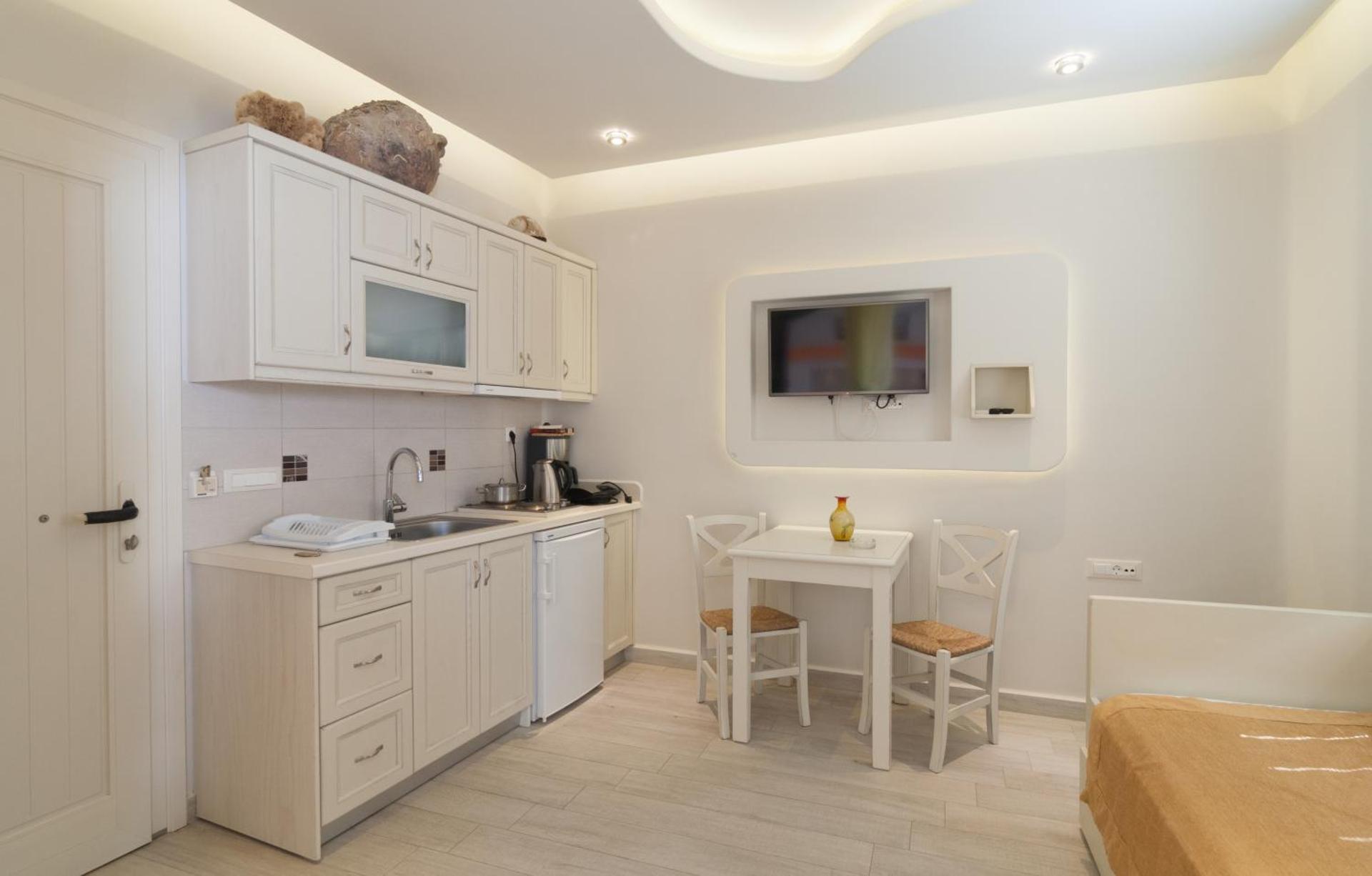 Villa Adriana Hotel - Photo 11