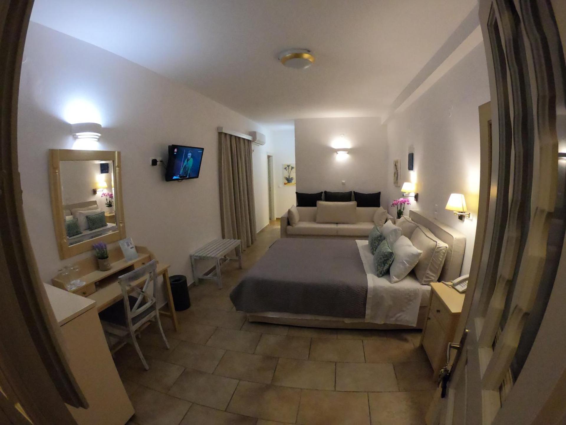 Hotel Mathios - Photo 98