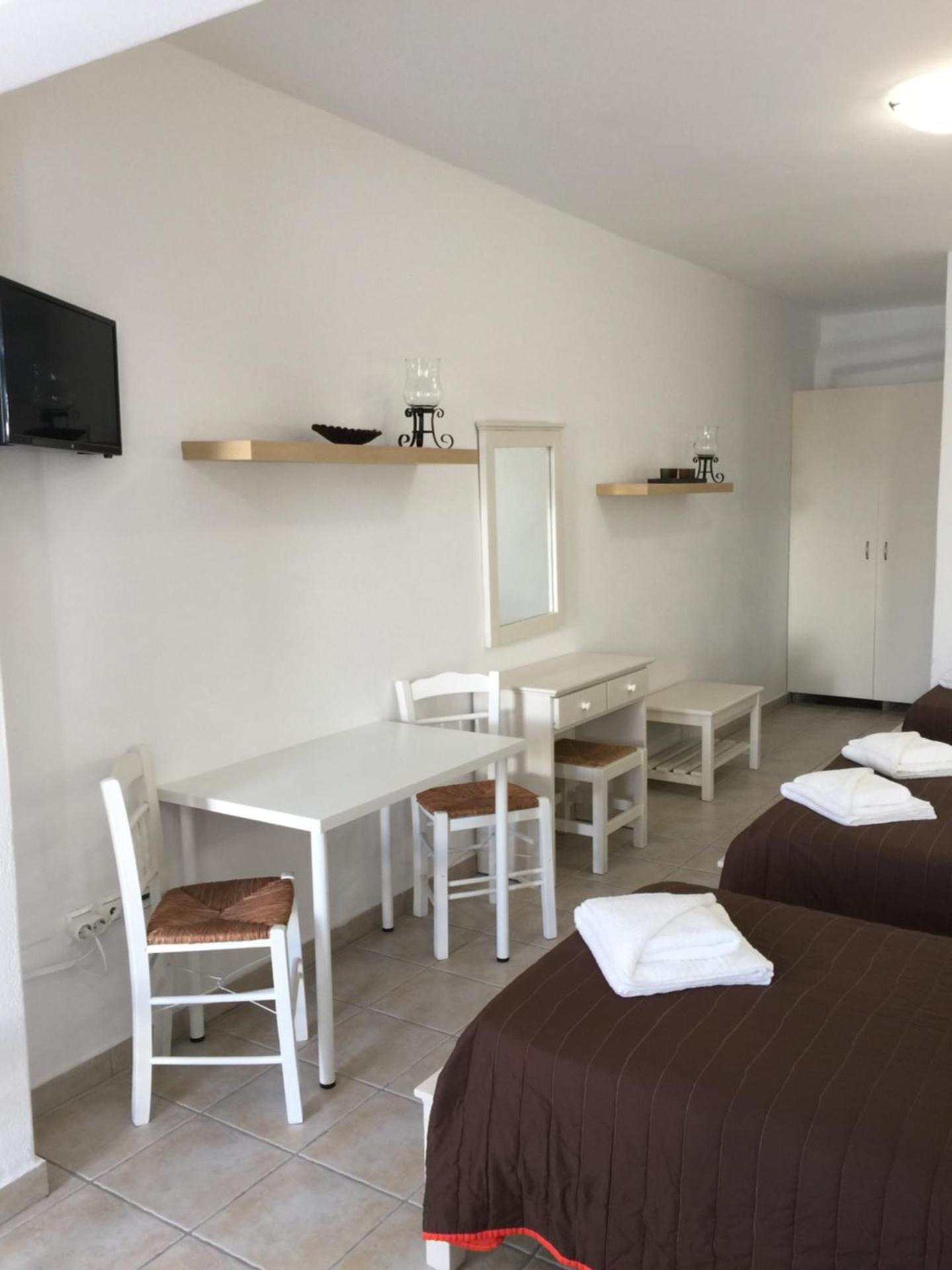 Joseph Studios - Photo 76