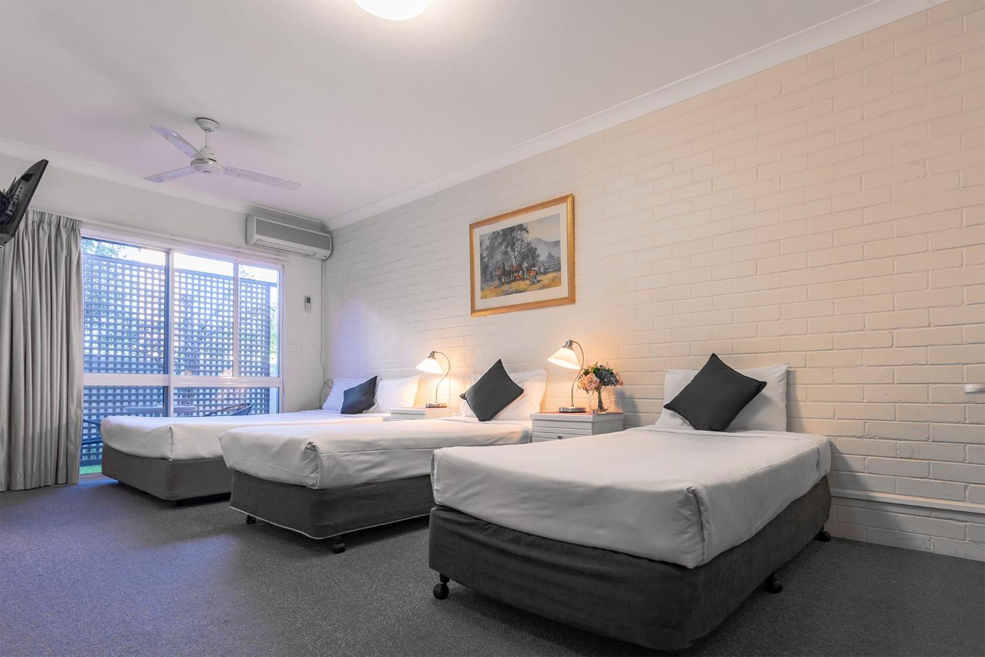 Benson Court Motel - Photo 35