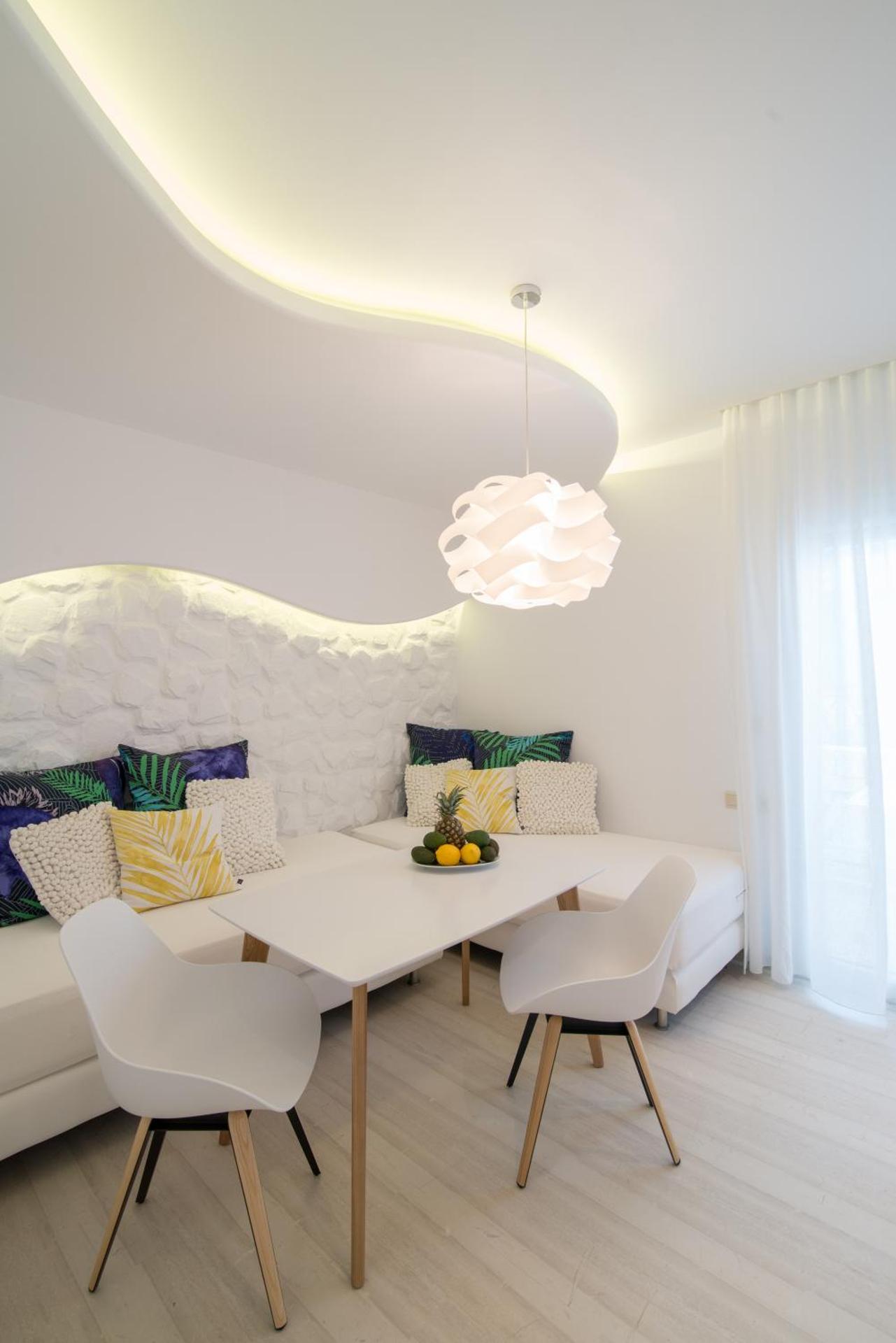 Spiros - Photo 113