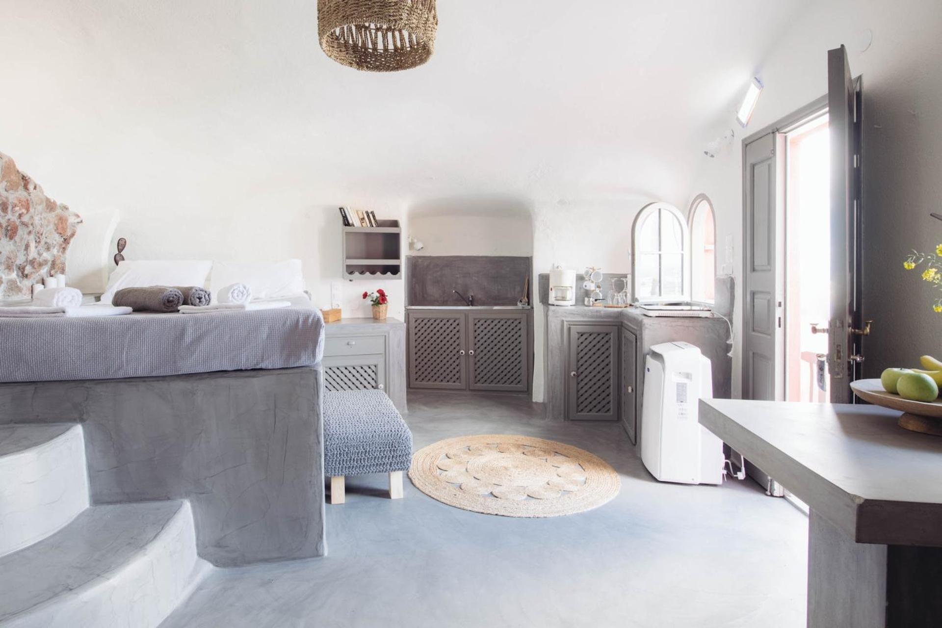 Santorini Villas - Photo 22