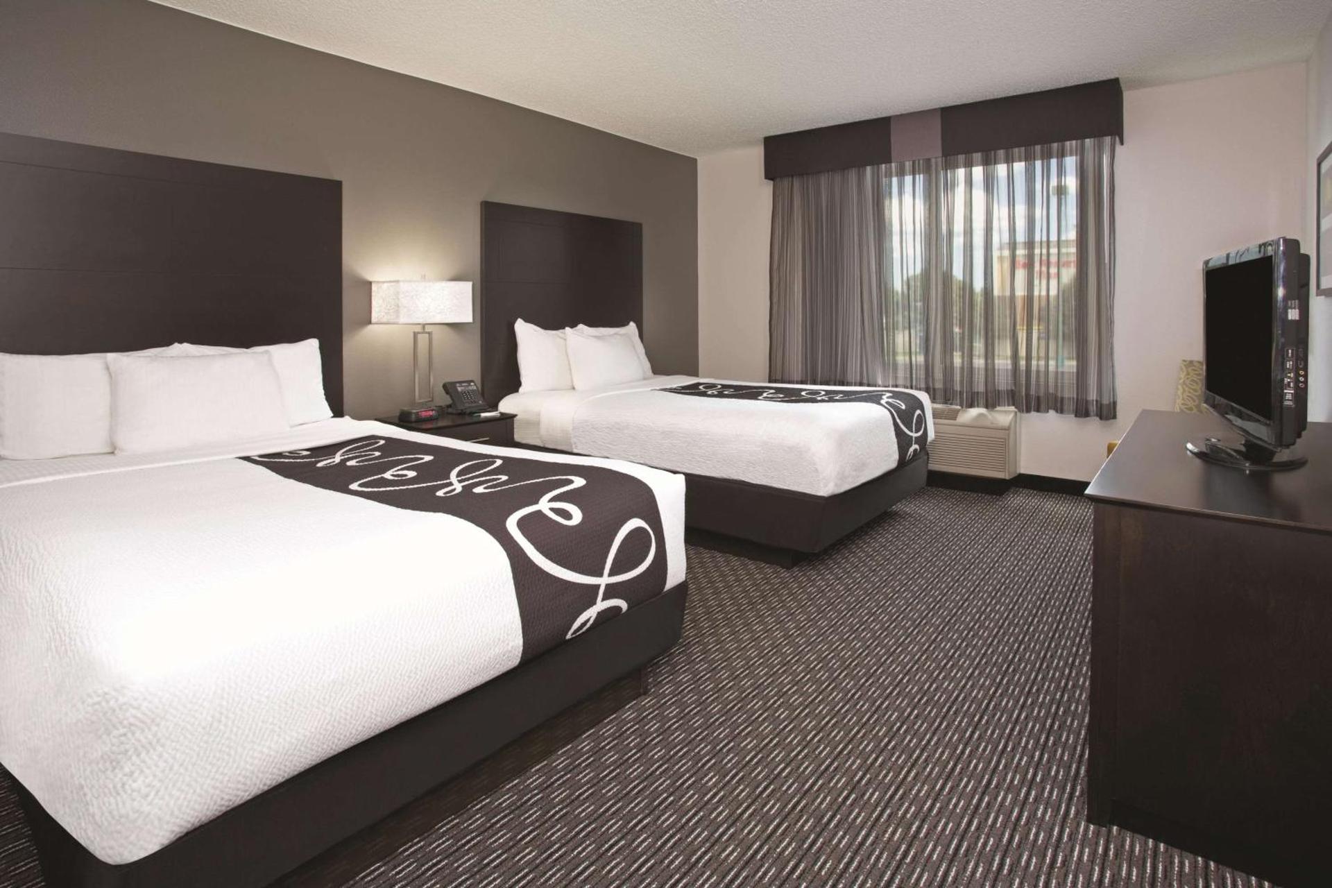 La Quinta by Wyndham Charleston Riverview - Photo 26