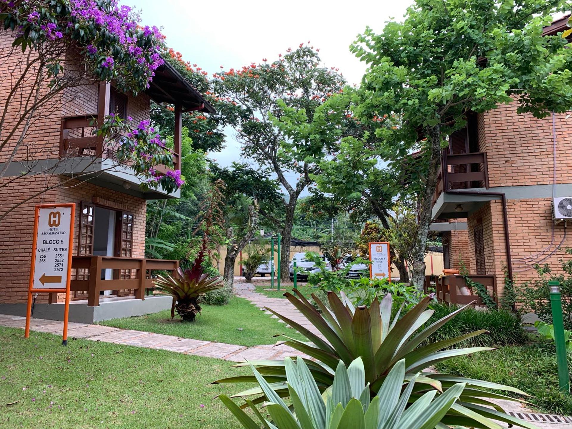 Hotel São Sebastião da Praia - Photo 73